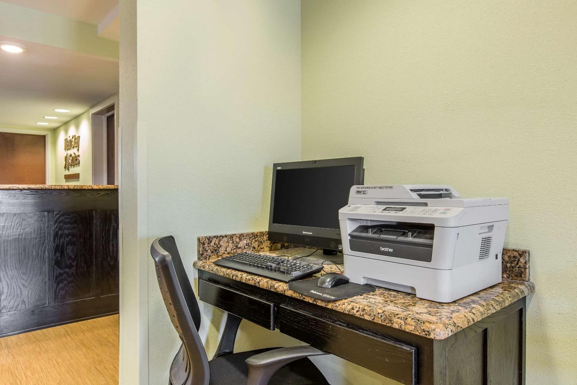 MainStay Suites Jacksonville near Camp Lejeune gallery photo in Jacksonville, NC — image 37