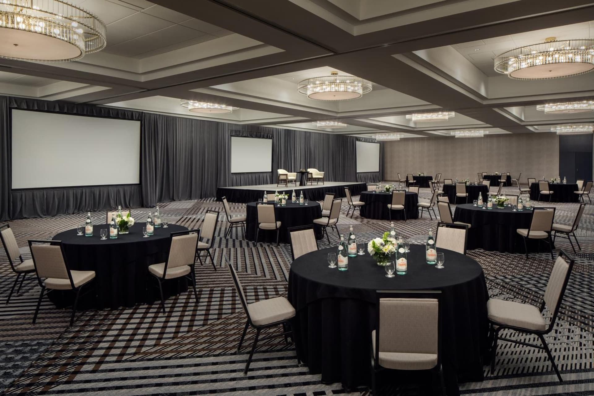Omni Charlotte Hotel gallery photo in Charlotte, NC — image 82