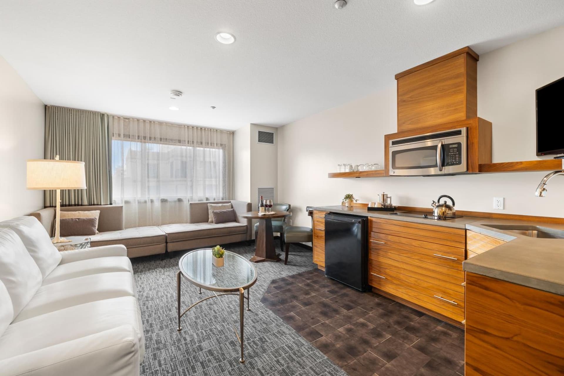 Oxford Hotel Bend property views in Bend, OR — gallery photo 3