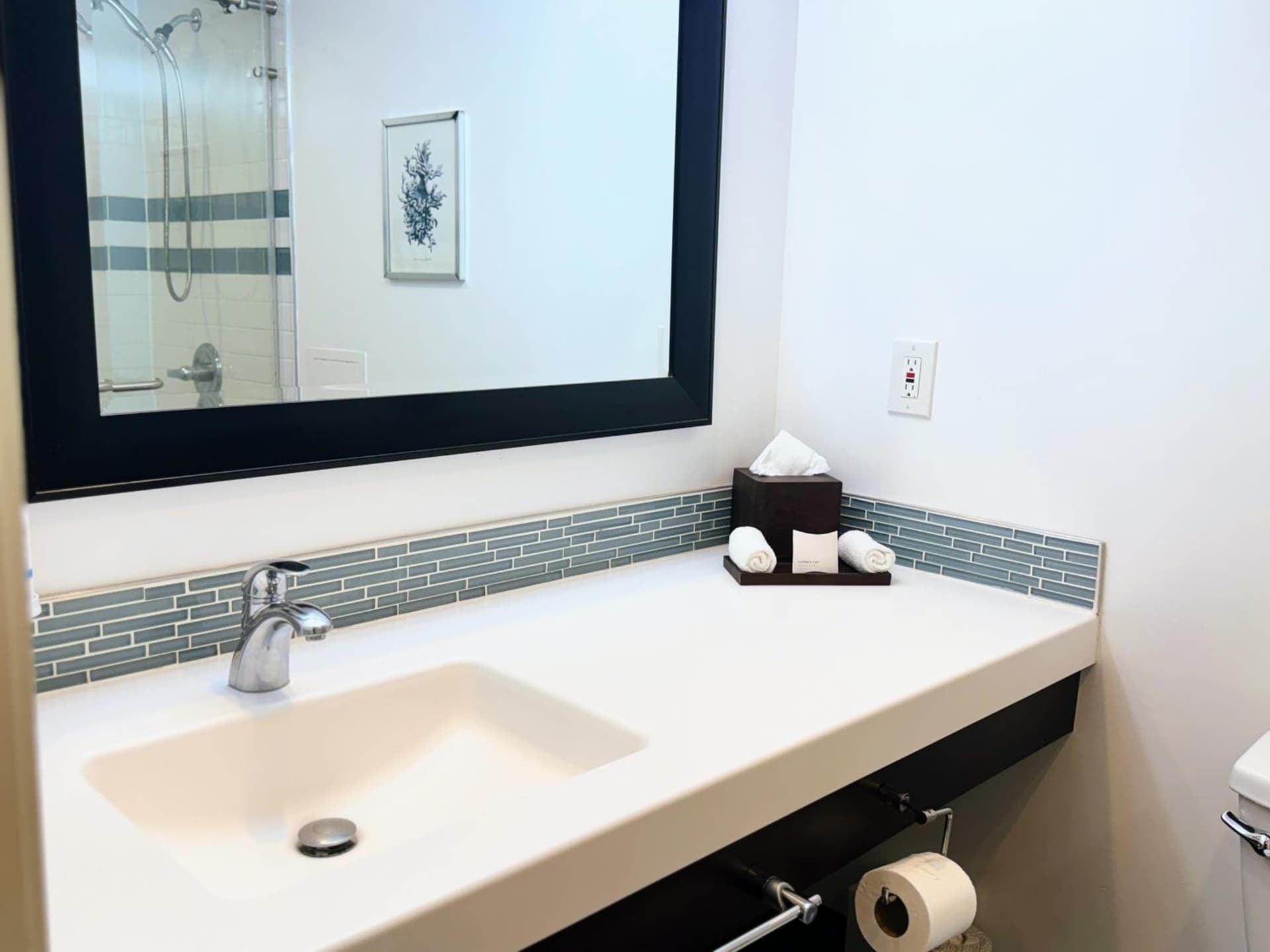 The Pacific Inn gallery photo in Seal Beach, CA — image 4