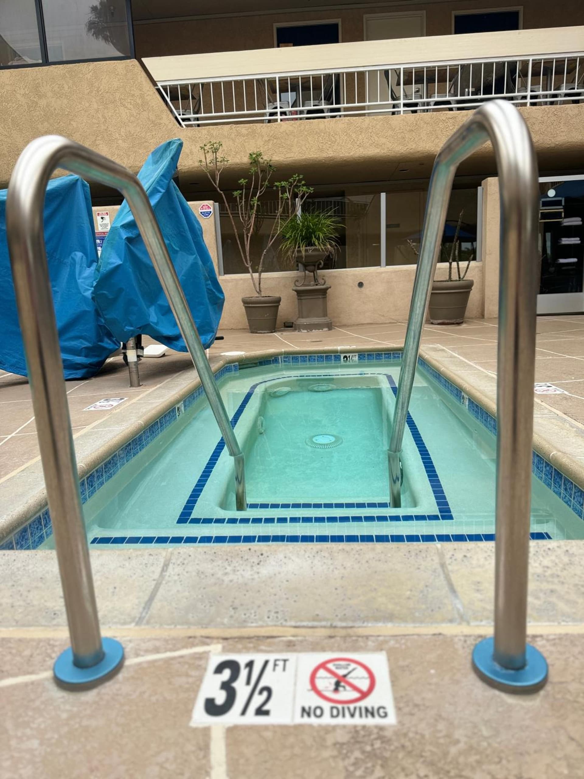 The Pacific Inn gallery photo in Seal Beach, CA — image 35