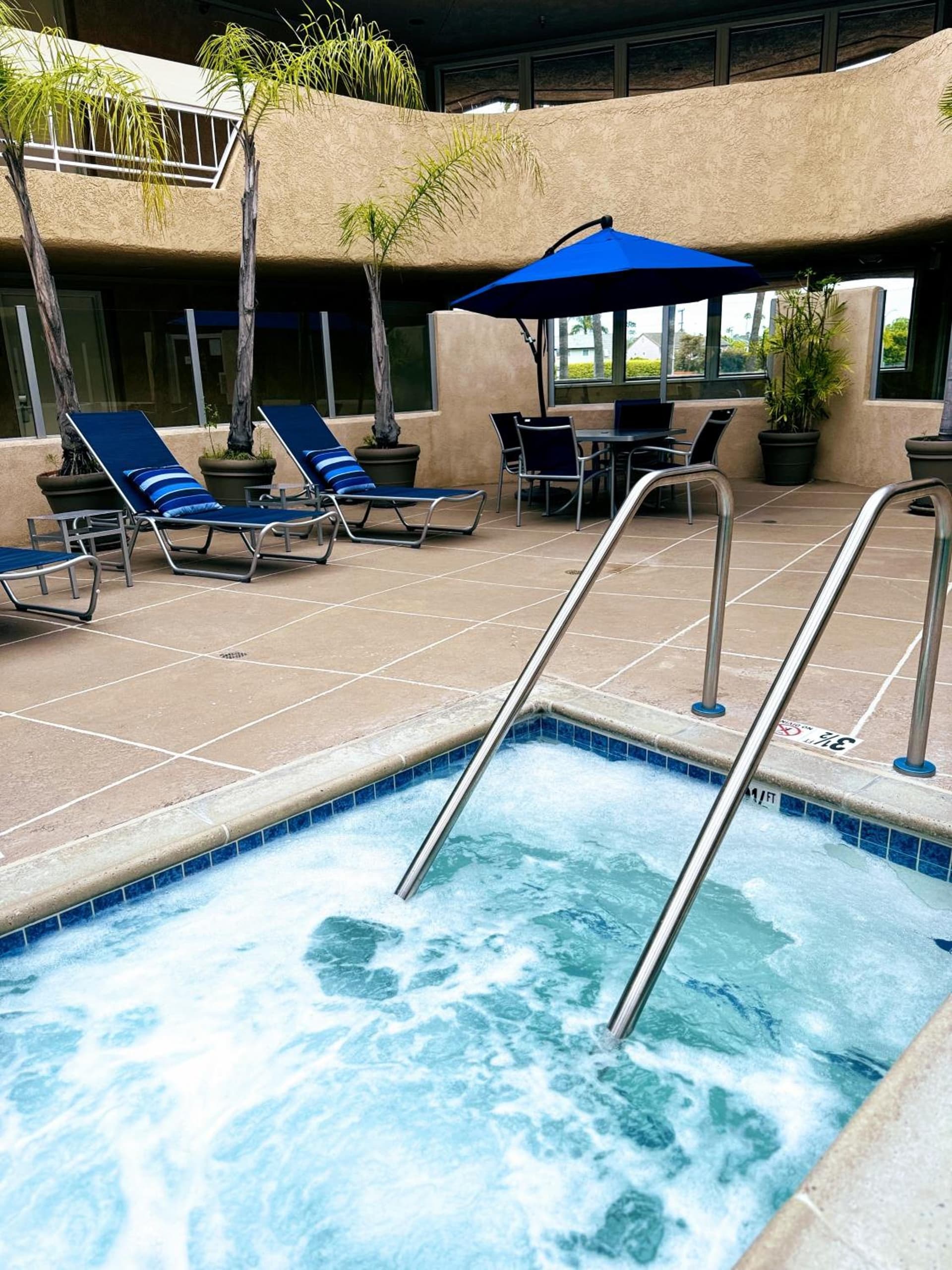 The Pacific Inn gallery photo in Seal Beach, CA — image 78