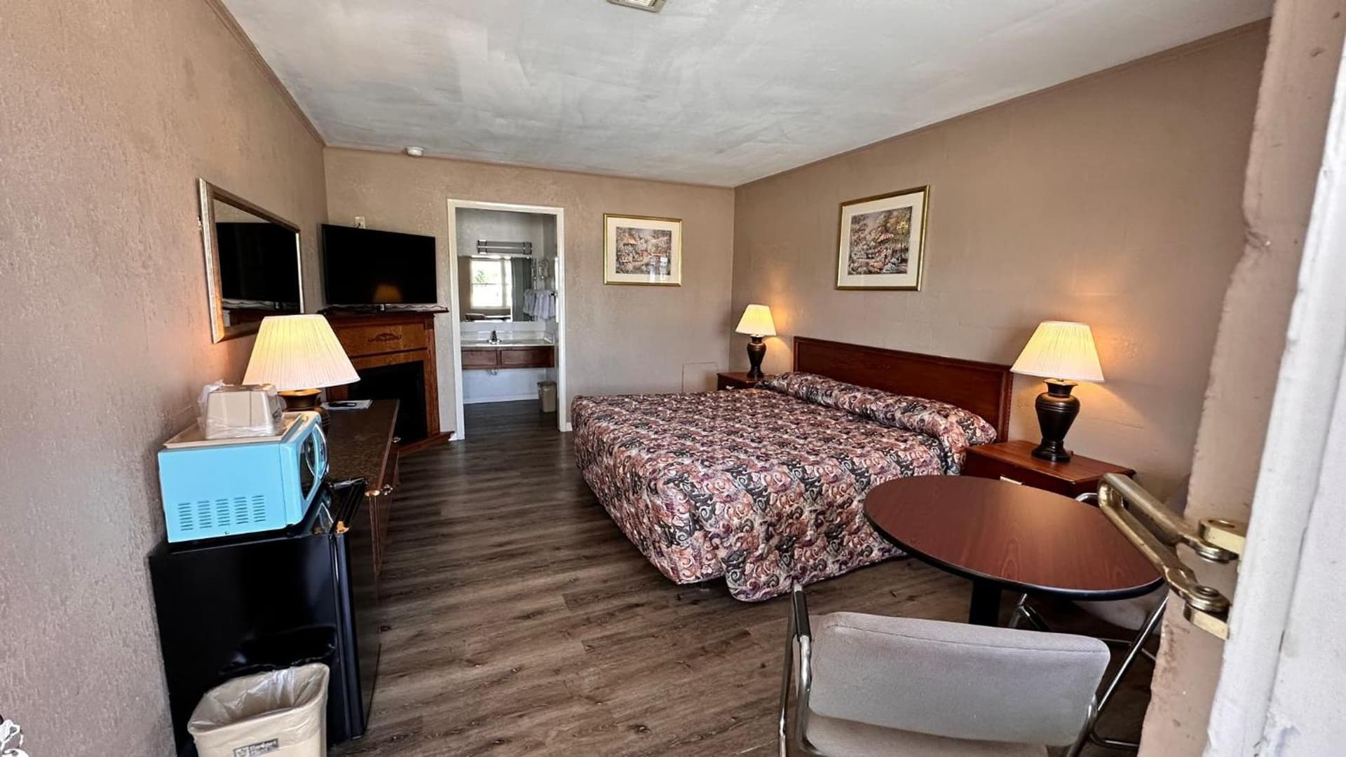 Botkins Motel — hotel in Jackson, Ohio