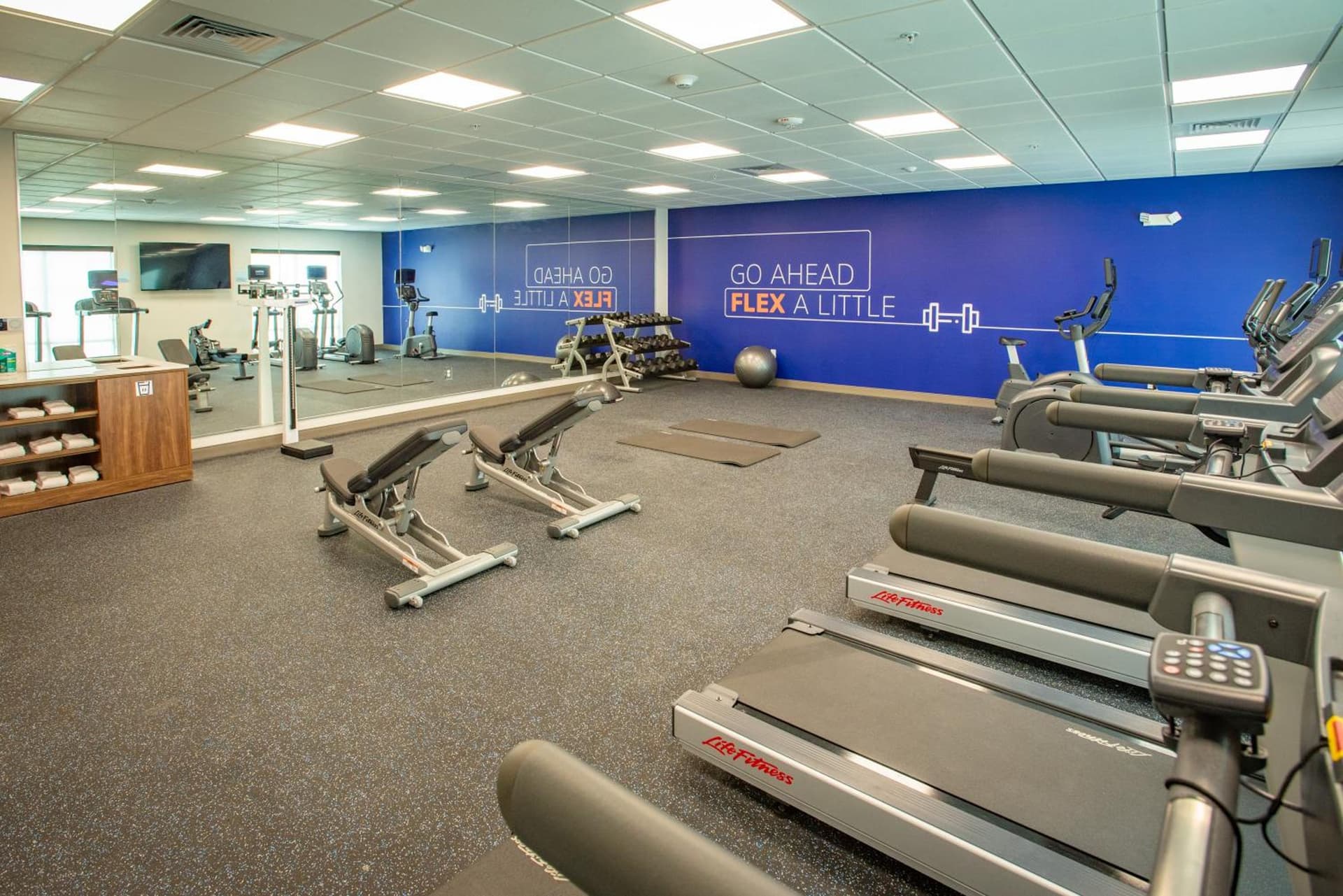 Holiday Inn Express & Suites Pensacola Airport North – I-10 by IHG gallery photo in Pensacola, FL — image 55