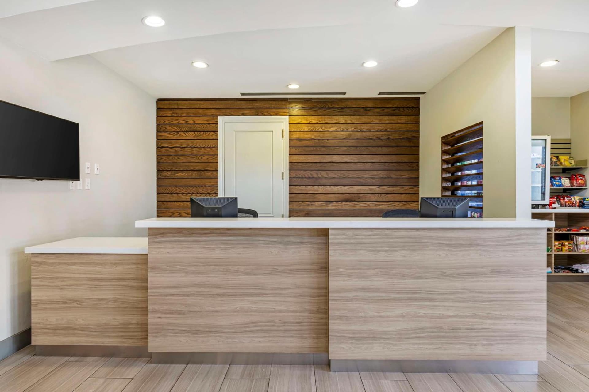 Best Western Plus Palm Desert Resort gallery photo in Palm Desert, CA — image 31