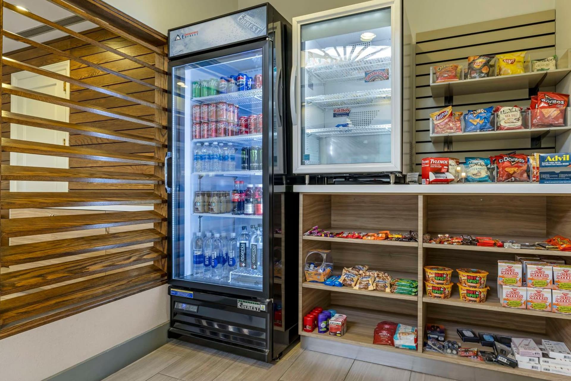 Best Western Plus Palm Desert Resort gallery photo in Palm Desert, CA — image 29