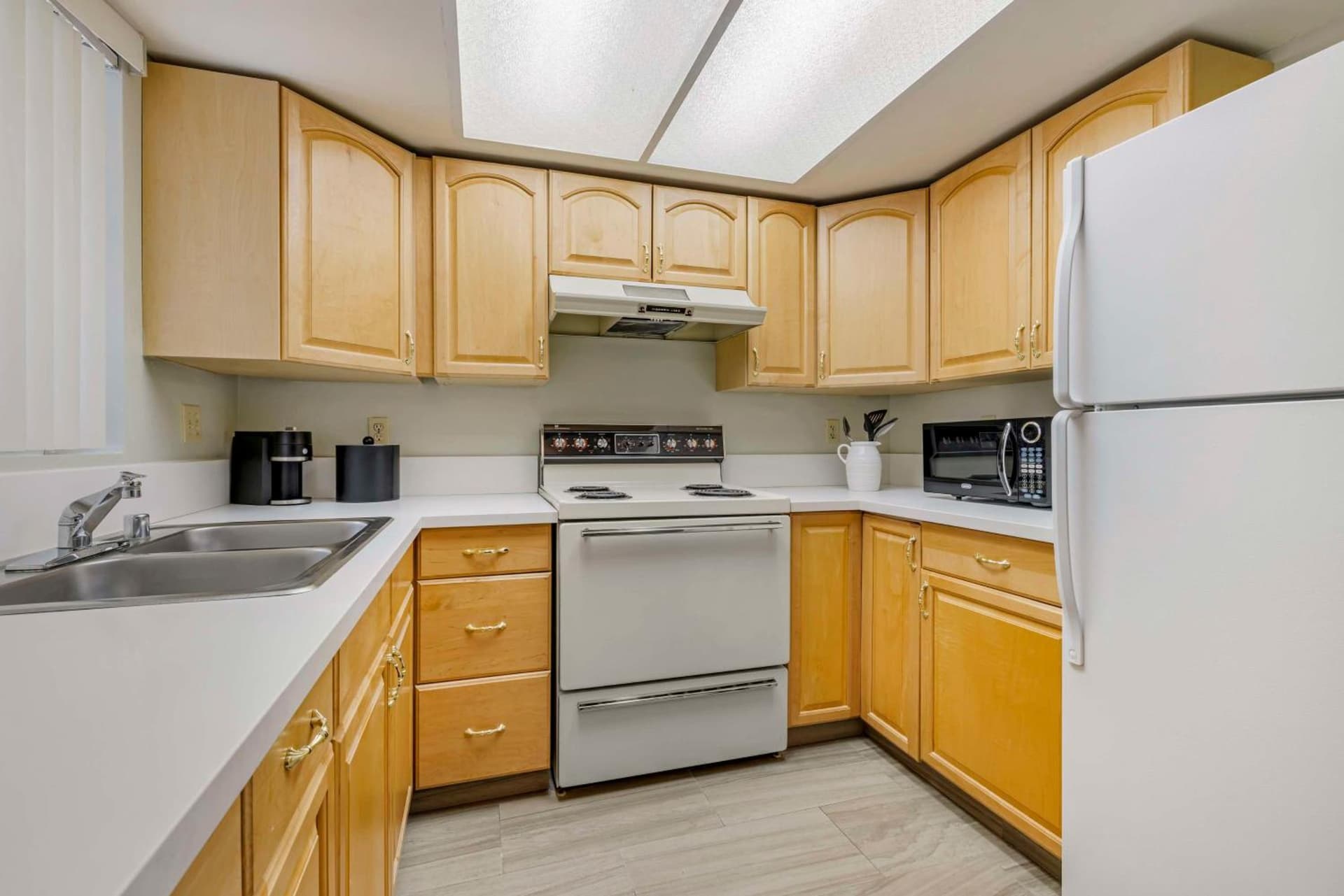Best Western Plus Palm Desert Resort gallery photo in Palm Desert, CA — image 6