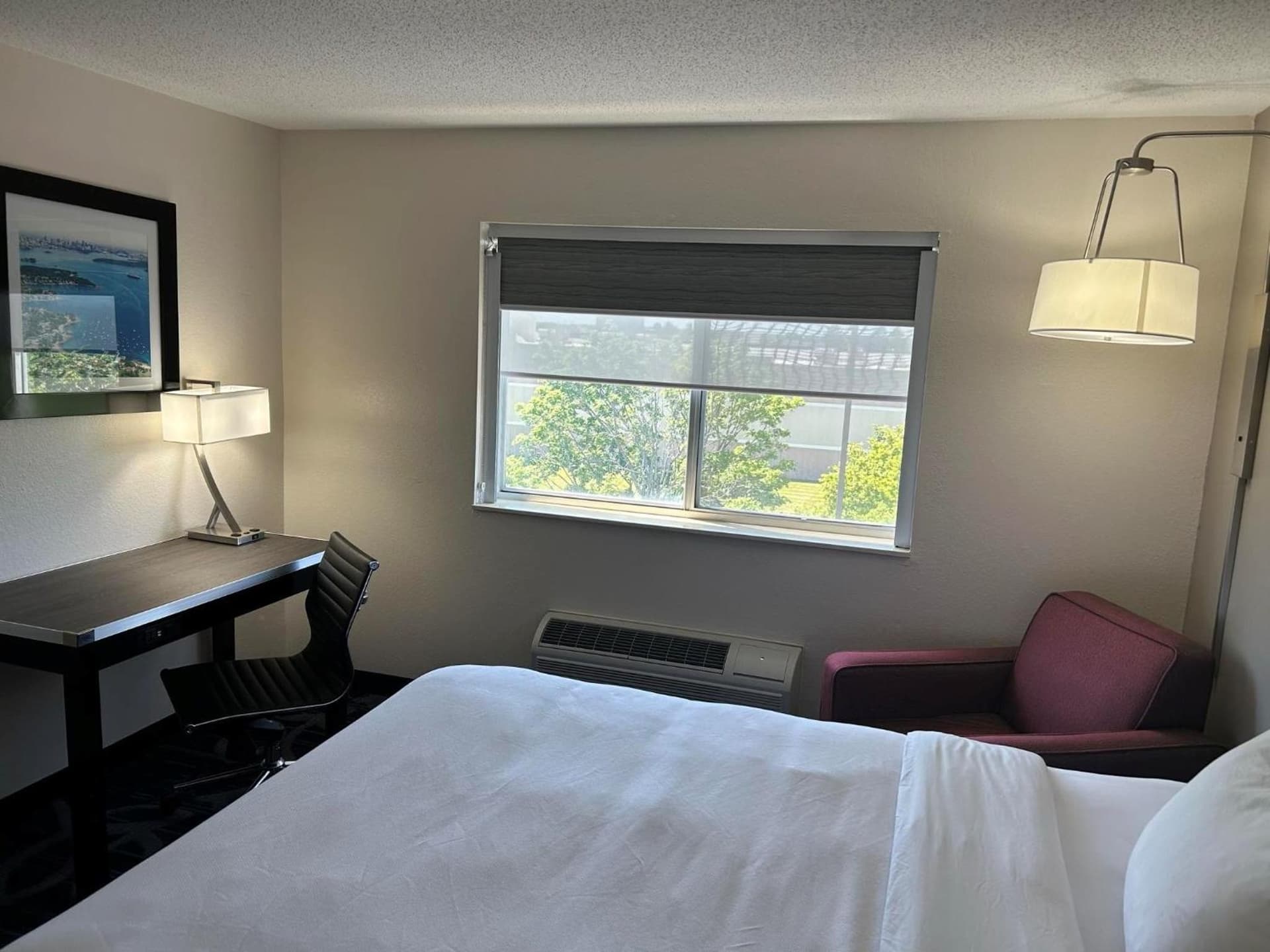 Comfort Inn & Suites Liverpool - Syracuse gallery photo in Liverpool, NY — image 14
