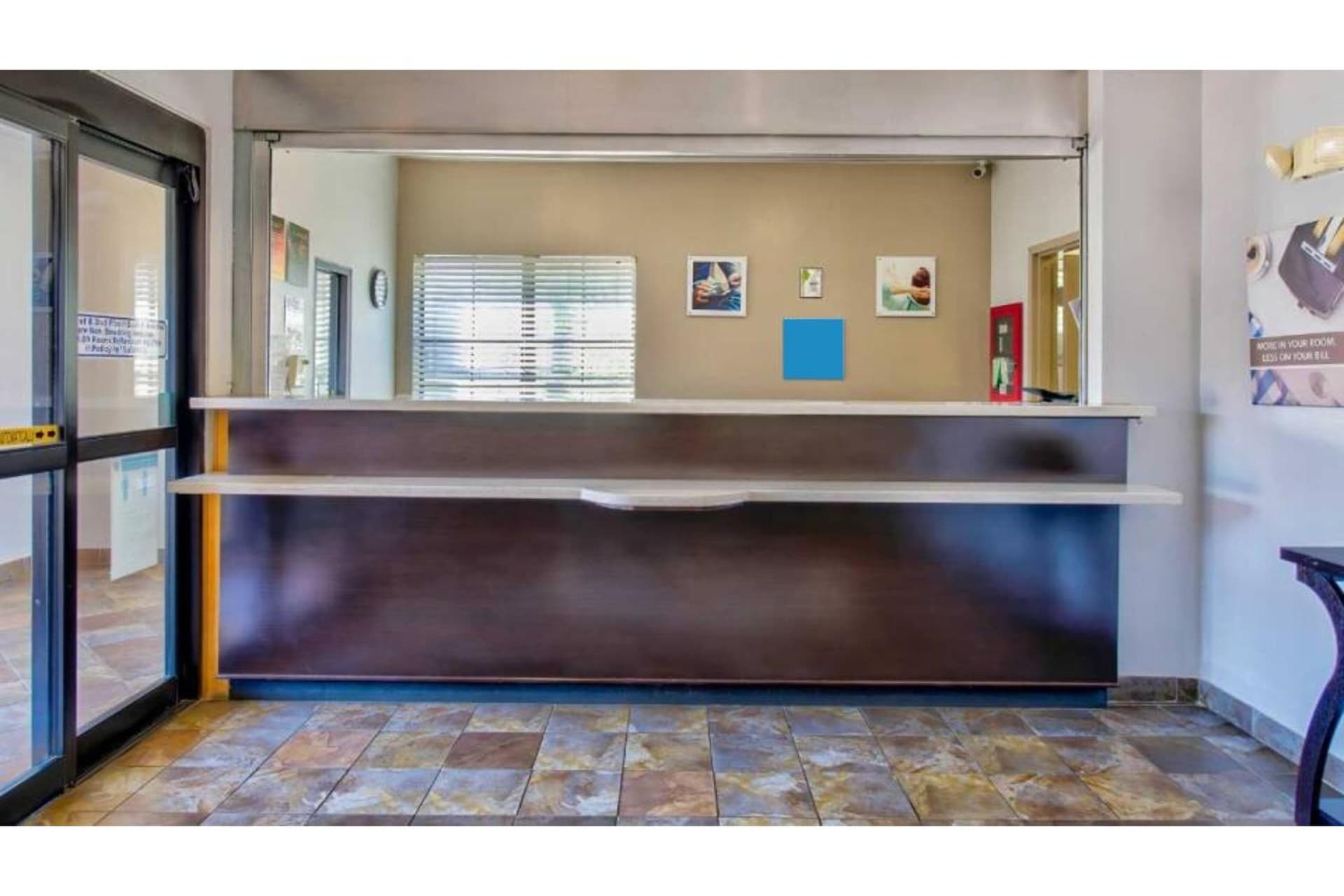 OYO Townhouse Beaumont Medical Center Area I-10 gallery photo in Beaumont, TX — image 15
