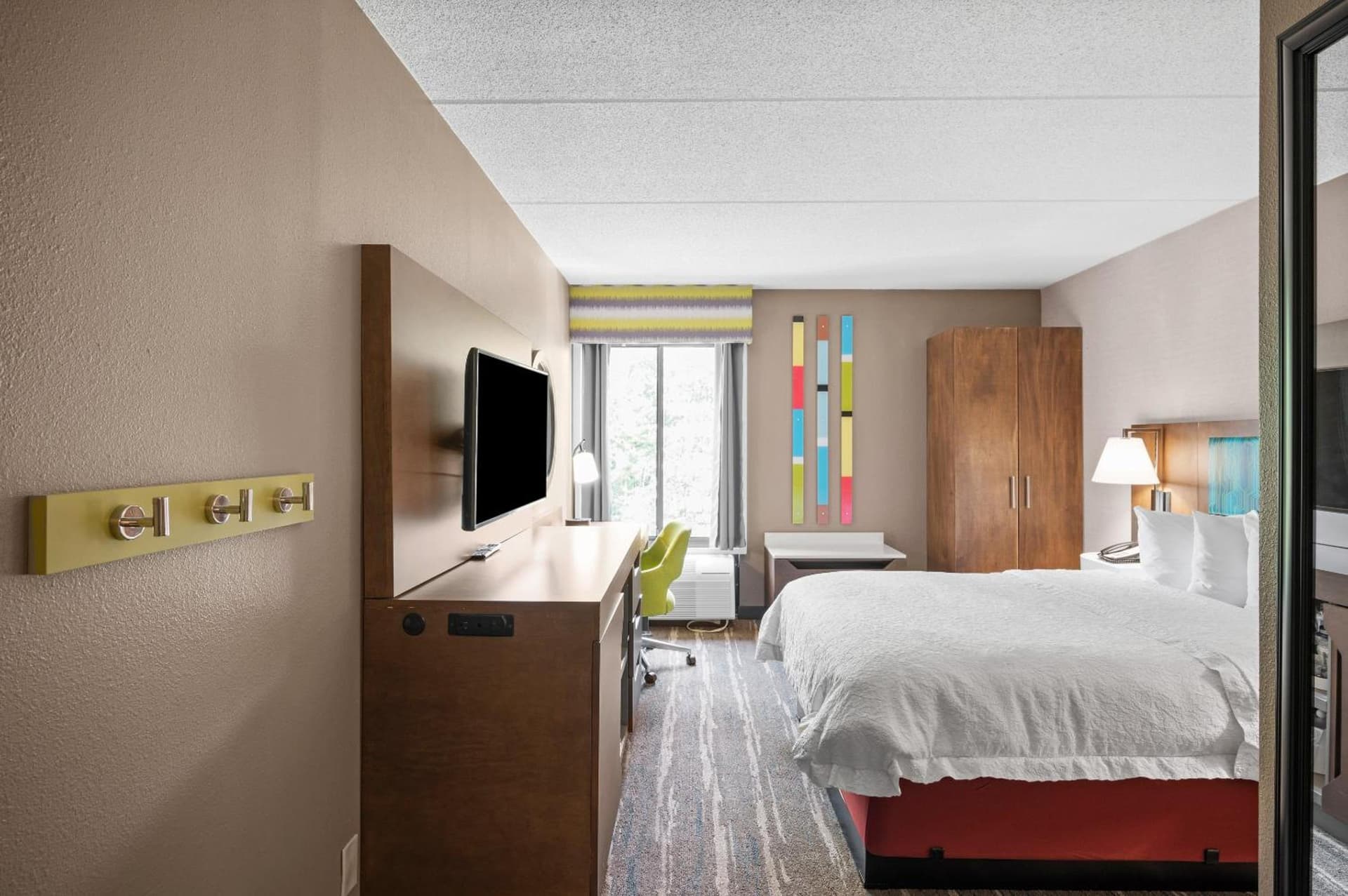 Hampton Inn Cleveland-Westlake gallery photo in Westlake, OH — image 39