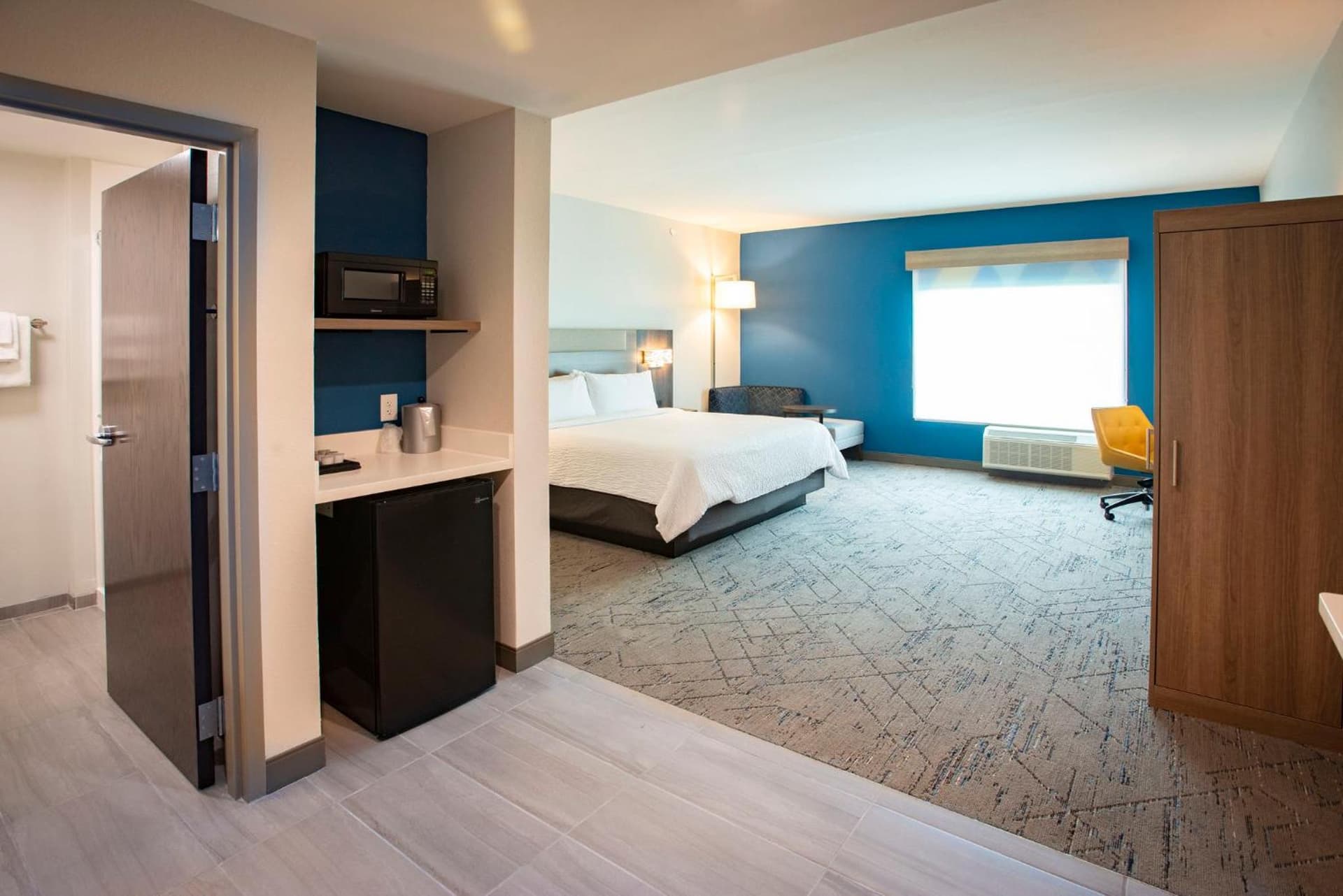 Holiday Inn Express & Suites Pensacola Airport North – I-10 by IHG gallery photo in Pensacola, FL — image 21