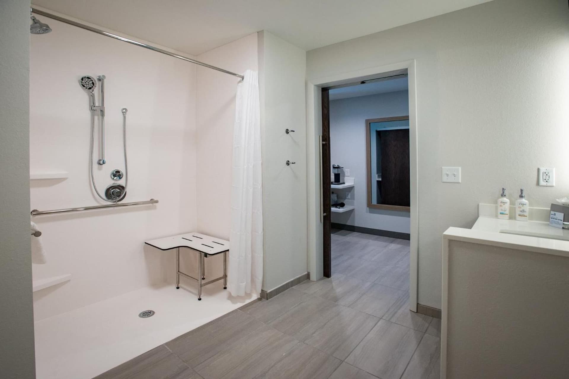 Holiday Inn Express & Suites Pensacola Airport North – I-10 by IHG gallery photo in Pensacola, FL — image 33