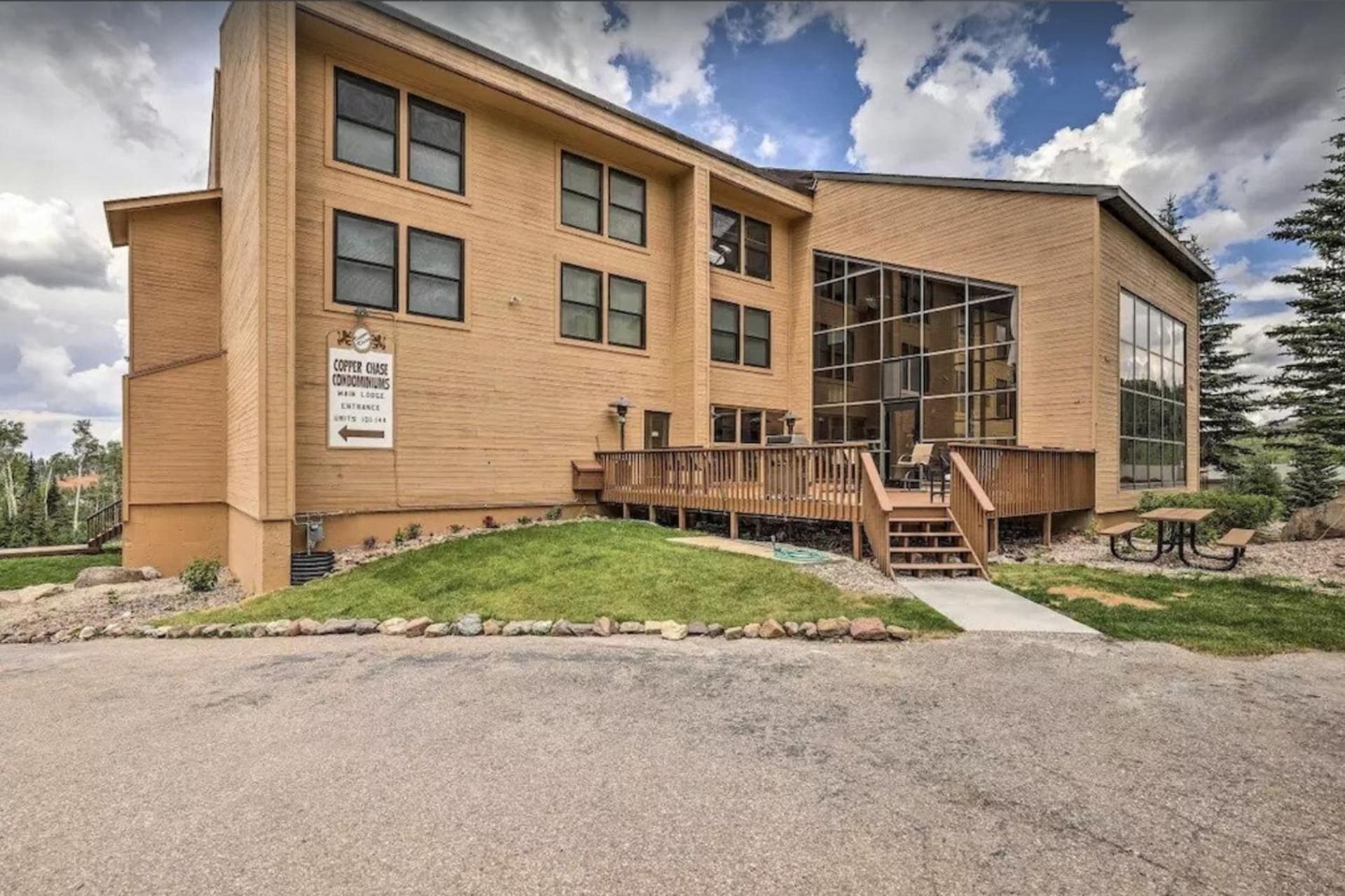 Mountain Getaway and Pool at Brian Head Ski Resort featured exterior or lobby in Brian Head, UT — similar hotel