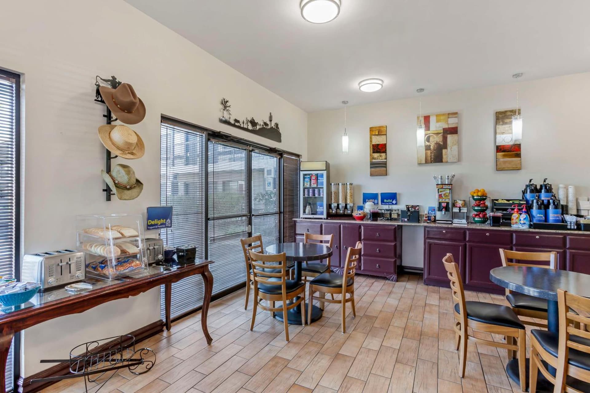 Best Western Superstition Springs Inn gallery photo in Mesa, AZ — image 9