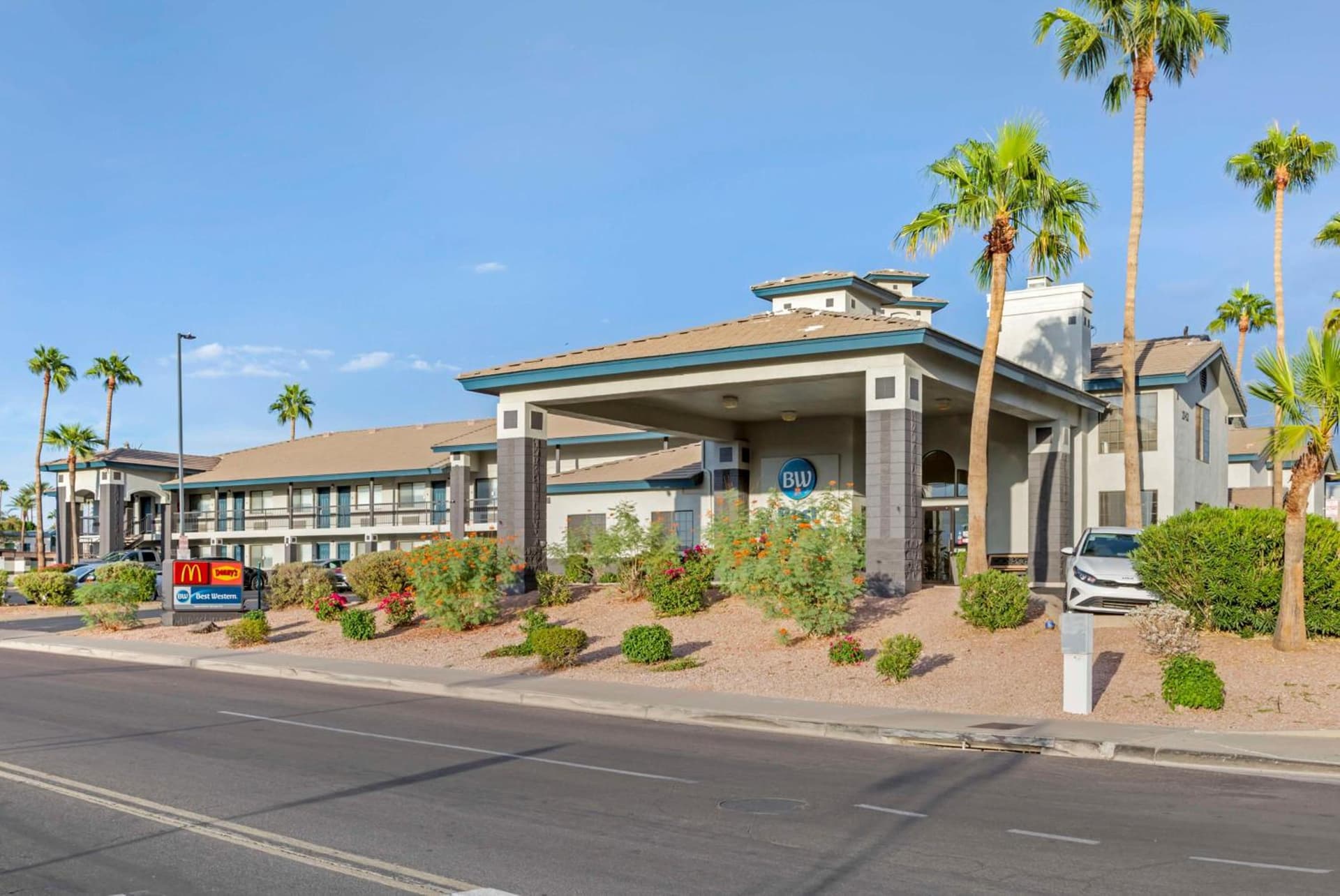 Best Western Superstition Springs Inn gallery photo in Mesa, AZ — image 15