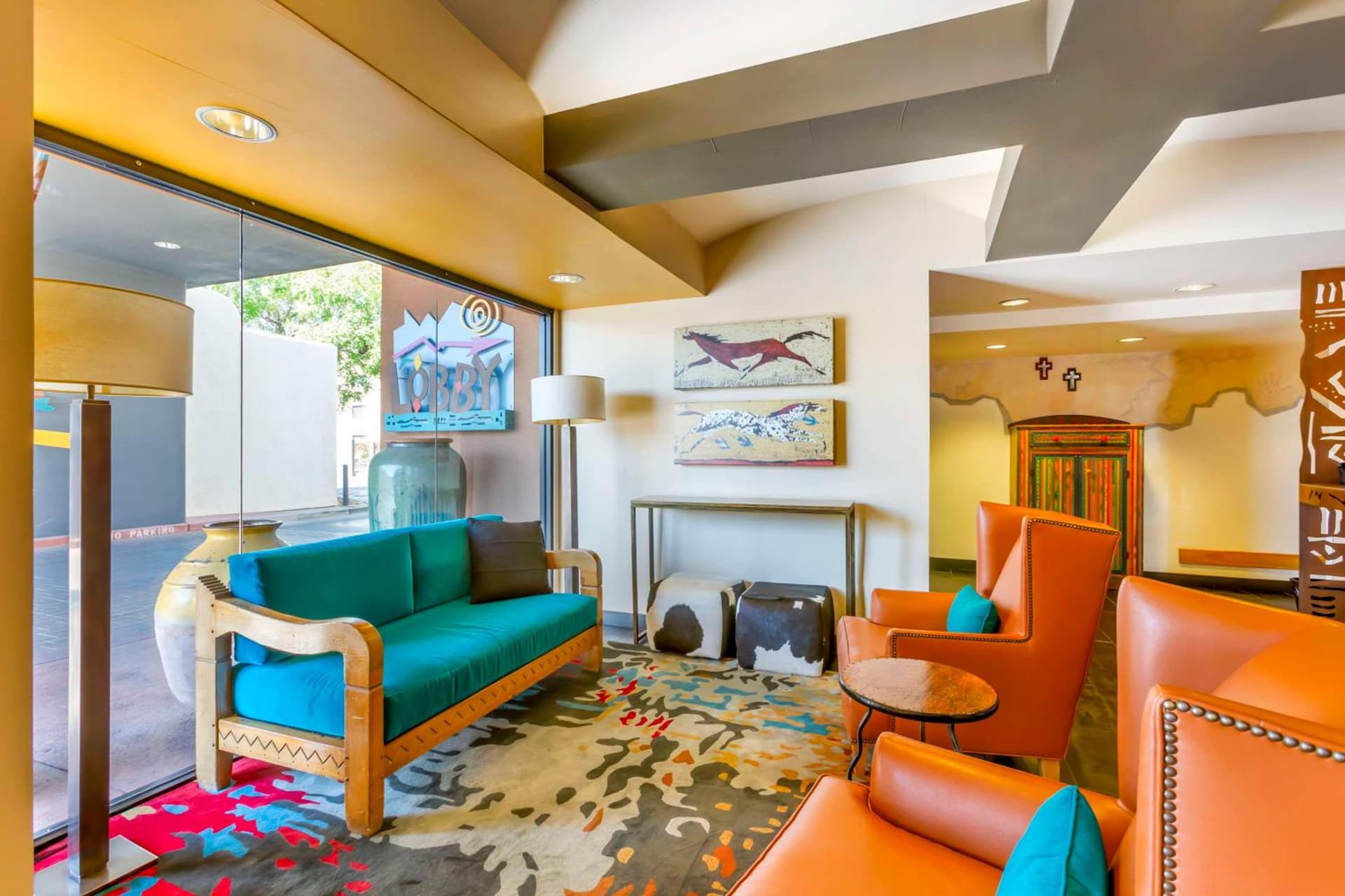Best Western Plus Rio Grande Inn interior in Albuquerque, NM — gallery photo 2