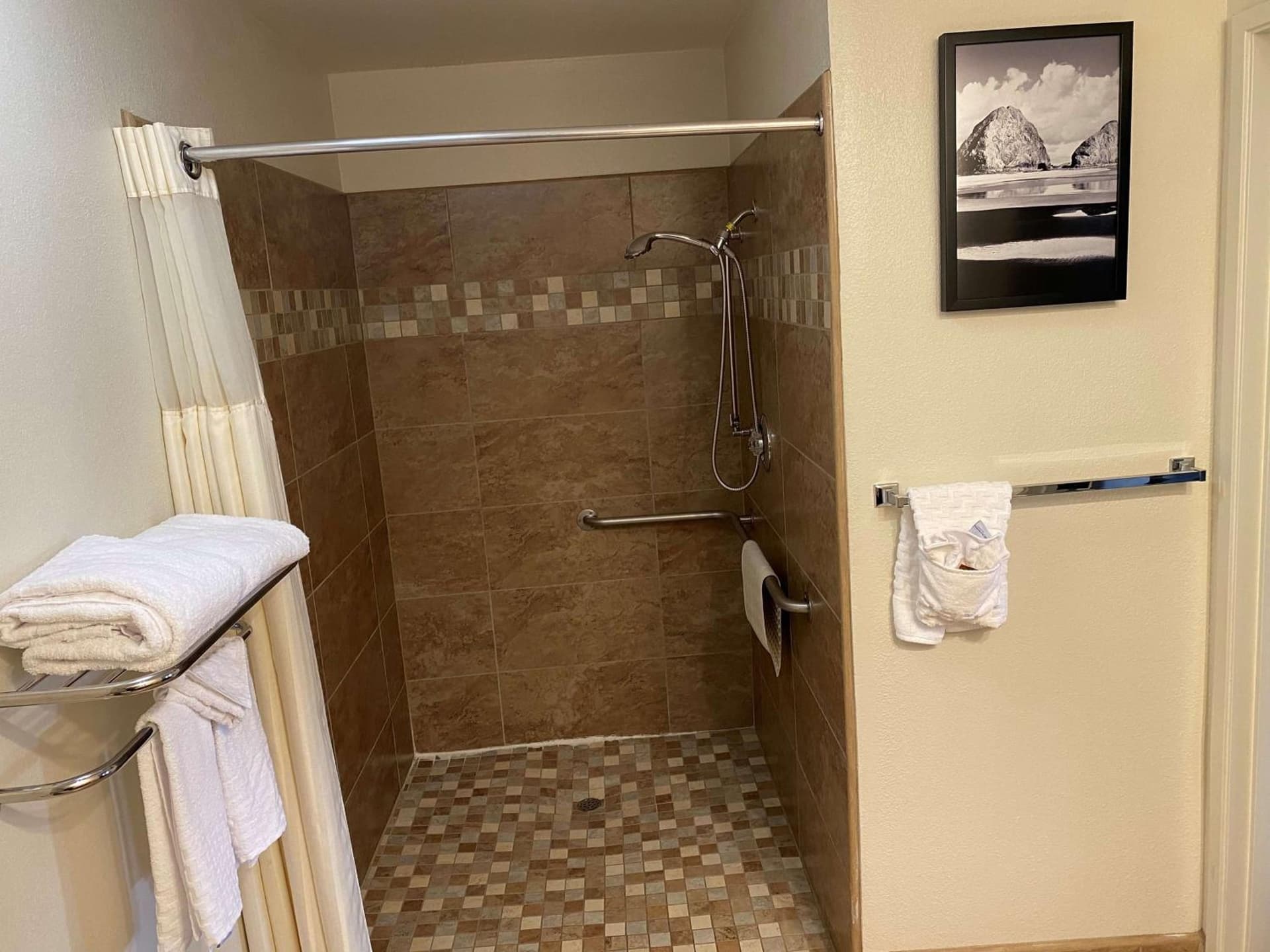 Best Western PLUS Inn of Hayward gallery photo in Hayward, CA — image 8
