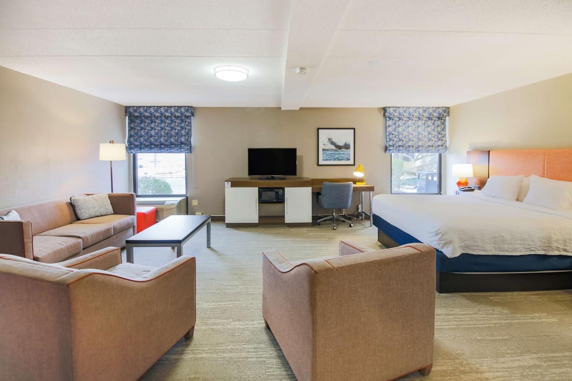 Hampton Inn Fall River/Westport gallery photo in North Westport, MA — image 29