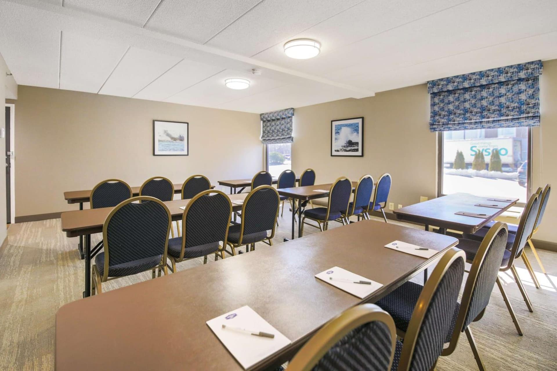 Hampton Inn Fall River/Westport gallery photo in North Westport, MA — image 52