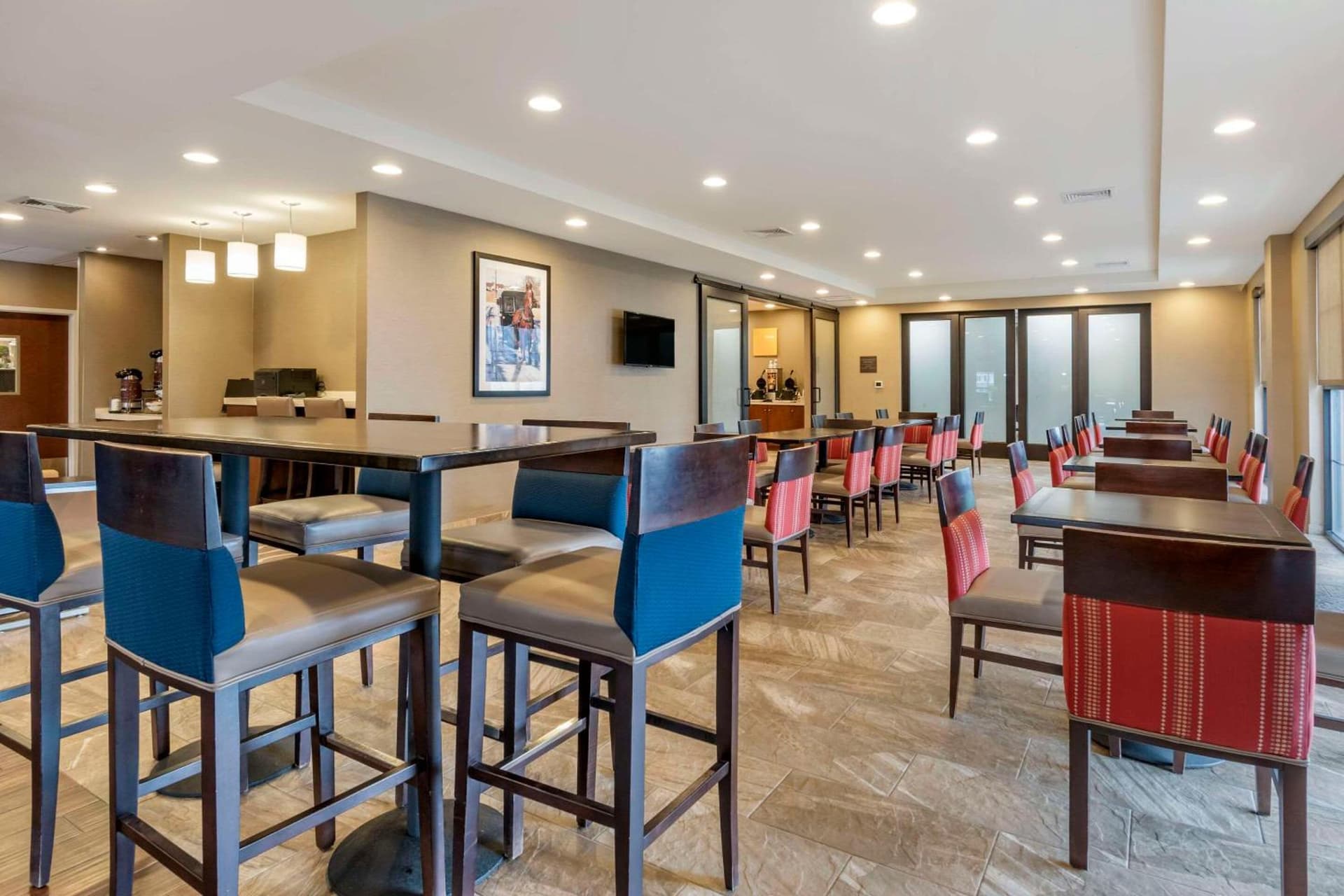 Comfort Suites Manheim - Lancaster gallery photo in Manheim, PA — image 67