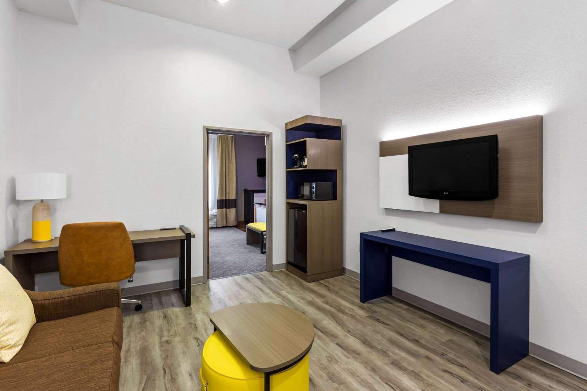 Comfort Inn & Suites Kenosha-Pleasant Prairie property views in Kenosha, WI — gallery photo 3