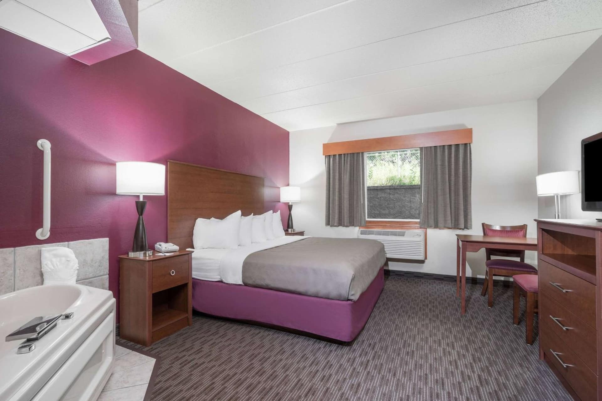AmericInn by Wyndham Baldwin gallery photo in Baldwin, WI — image 39