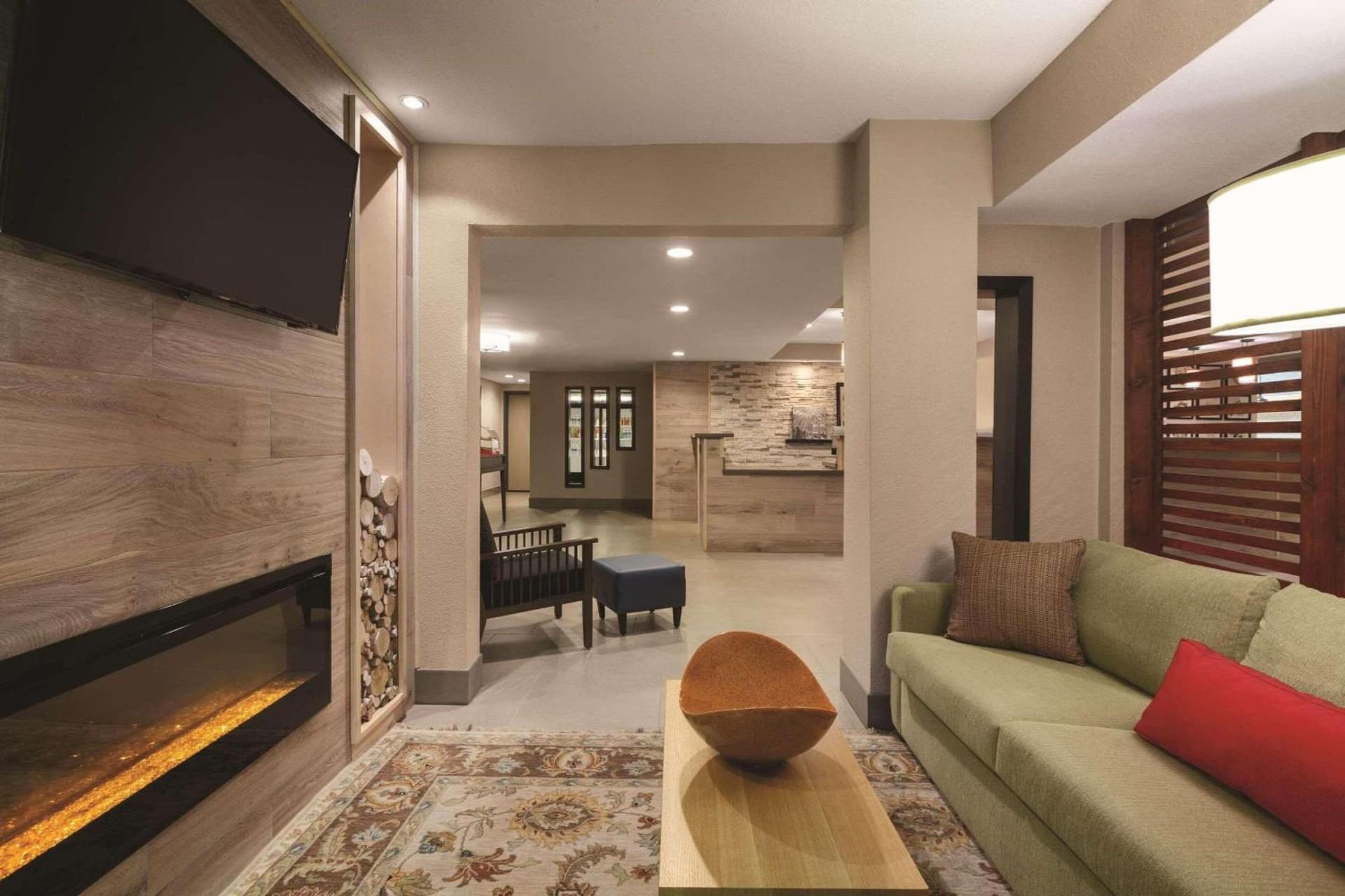 Country Inn & Suites by Radisson, Bakersfield, CA gallery photo in Bakersfield, CA — image 33