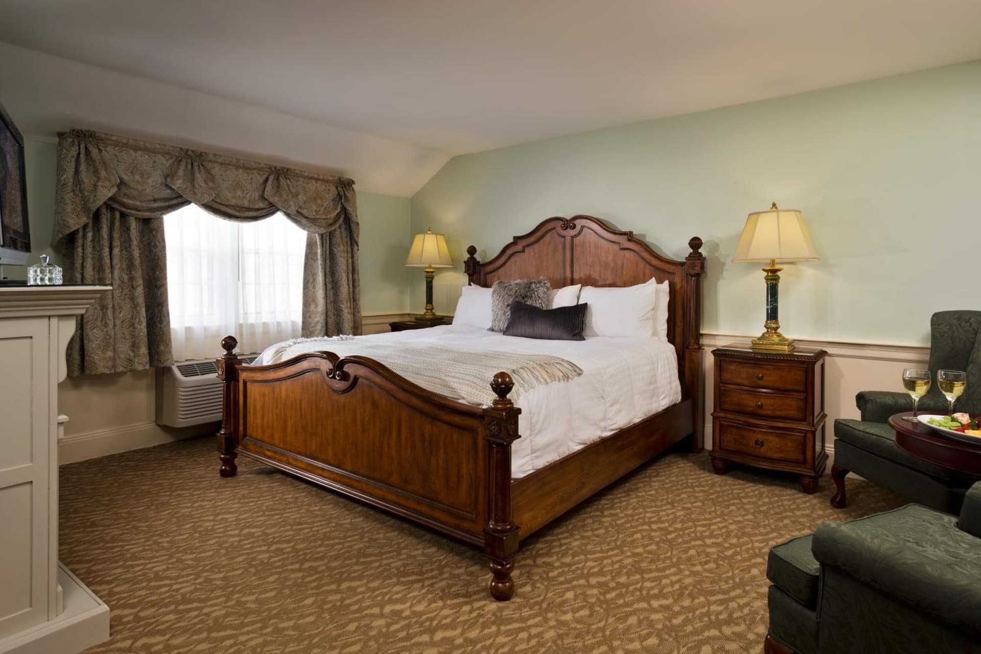 Dan'l Webster Inn and Spa gallery photo in Sandwich, MA — image 24