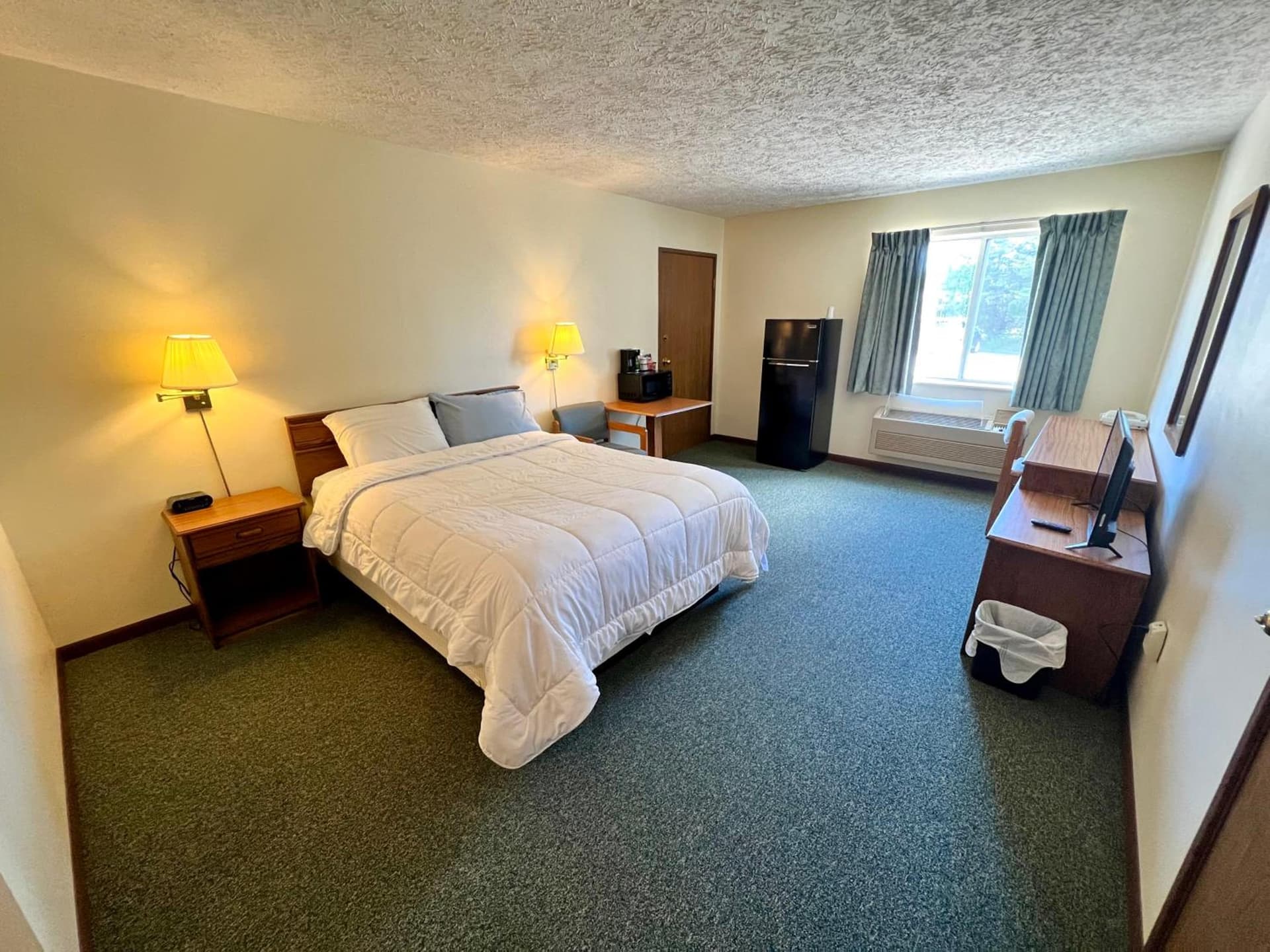 Cedarville Hotel property views in Cedarville — gallery photo 3