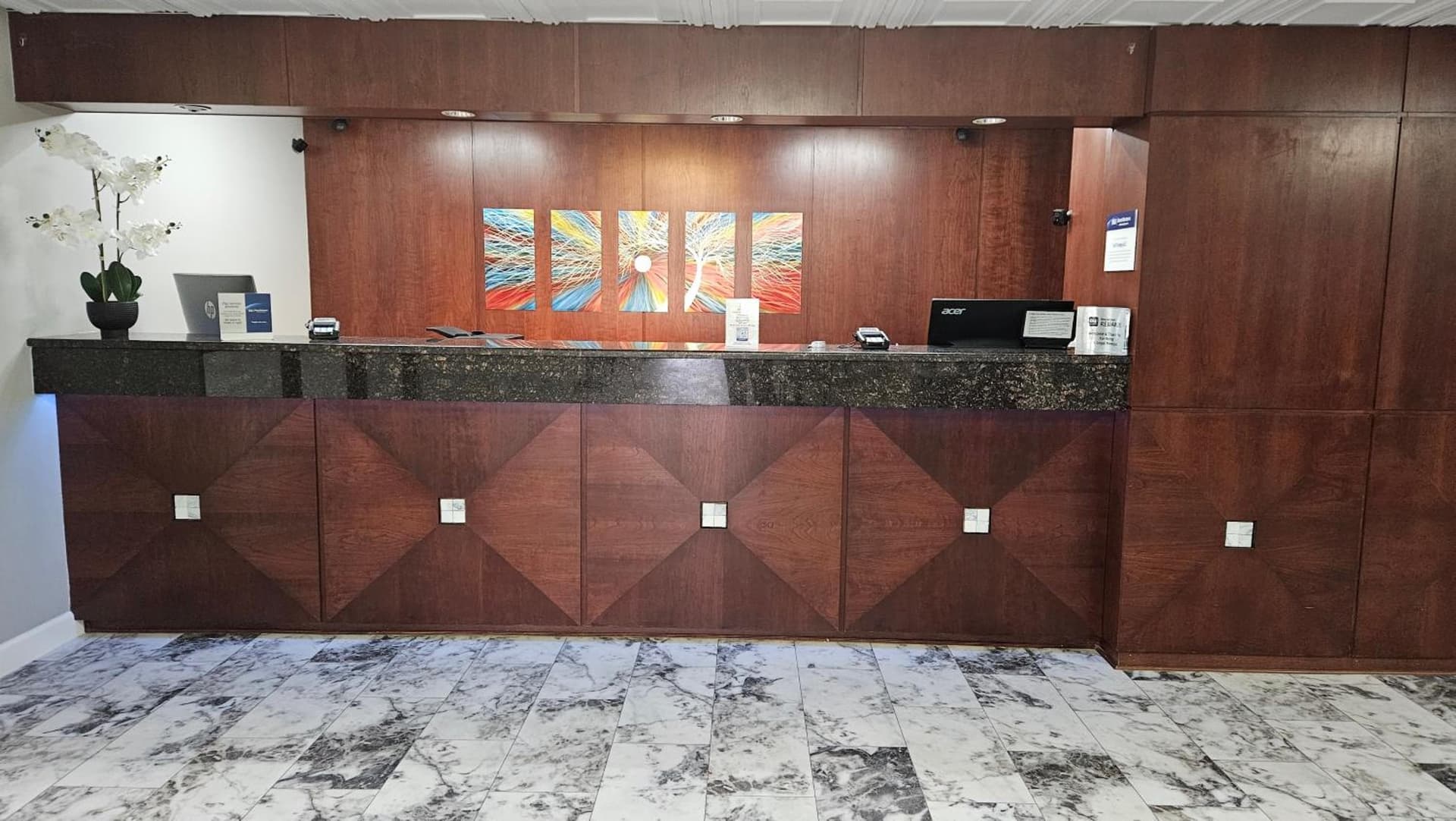 Best Western Hopkinsville KY - BRAND NEW ROOMS gallery photo in Hopkinsville, KY — image 57