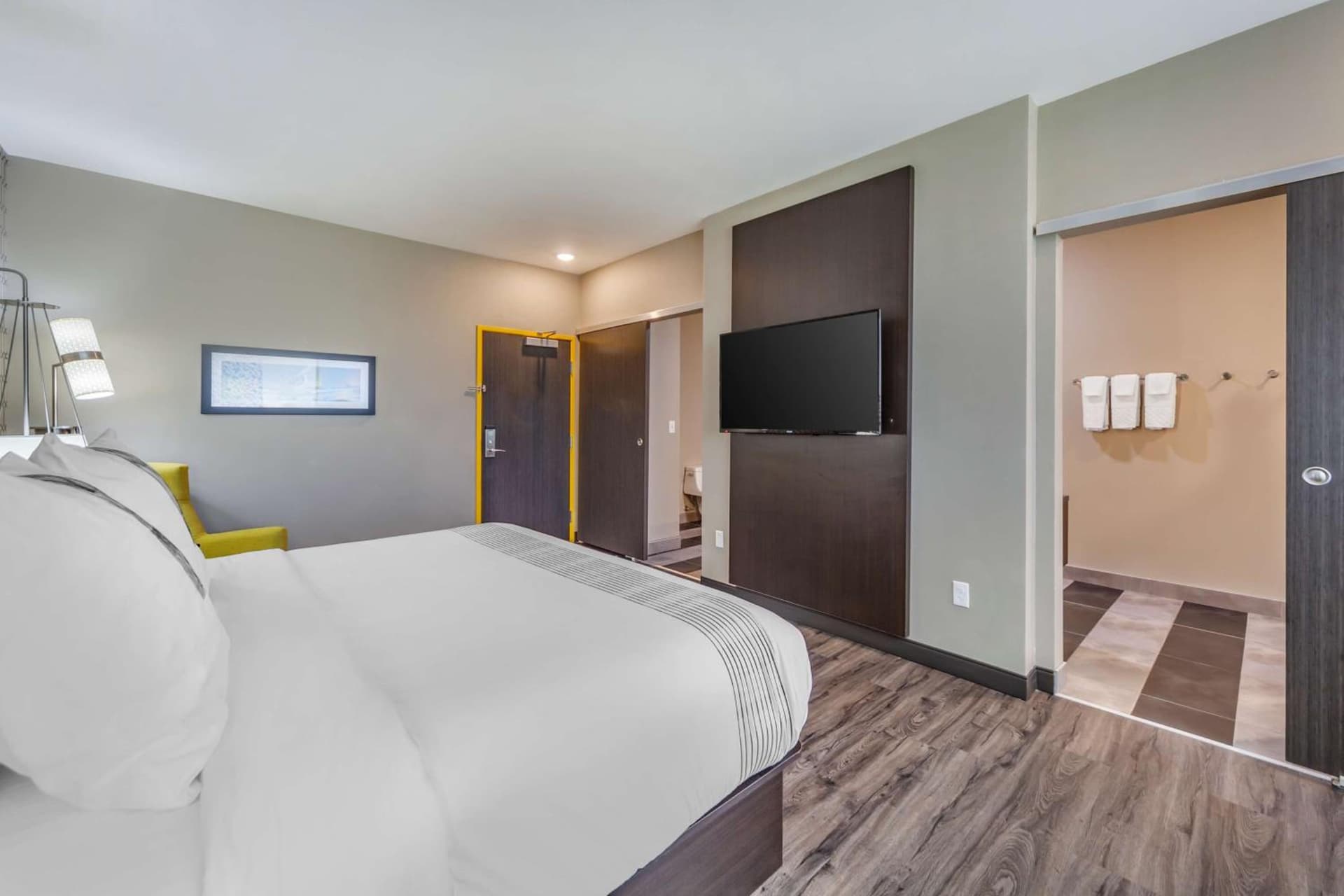 GLō Best Western Dawley Farms In Sioux Falls gallery photo in Sioux Falls, SD — image 15