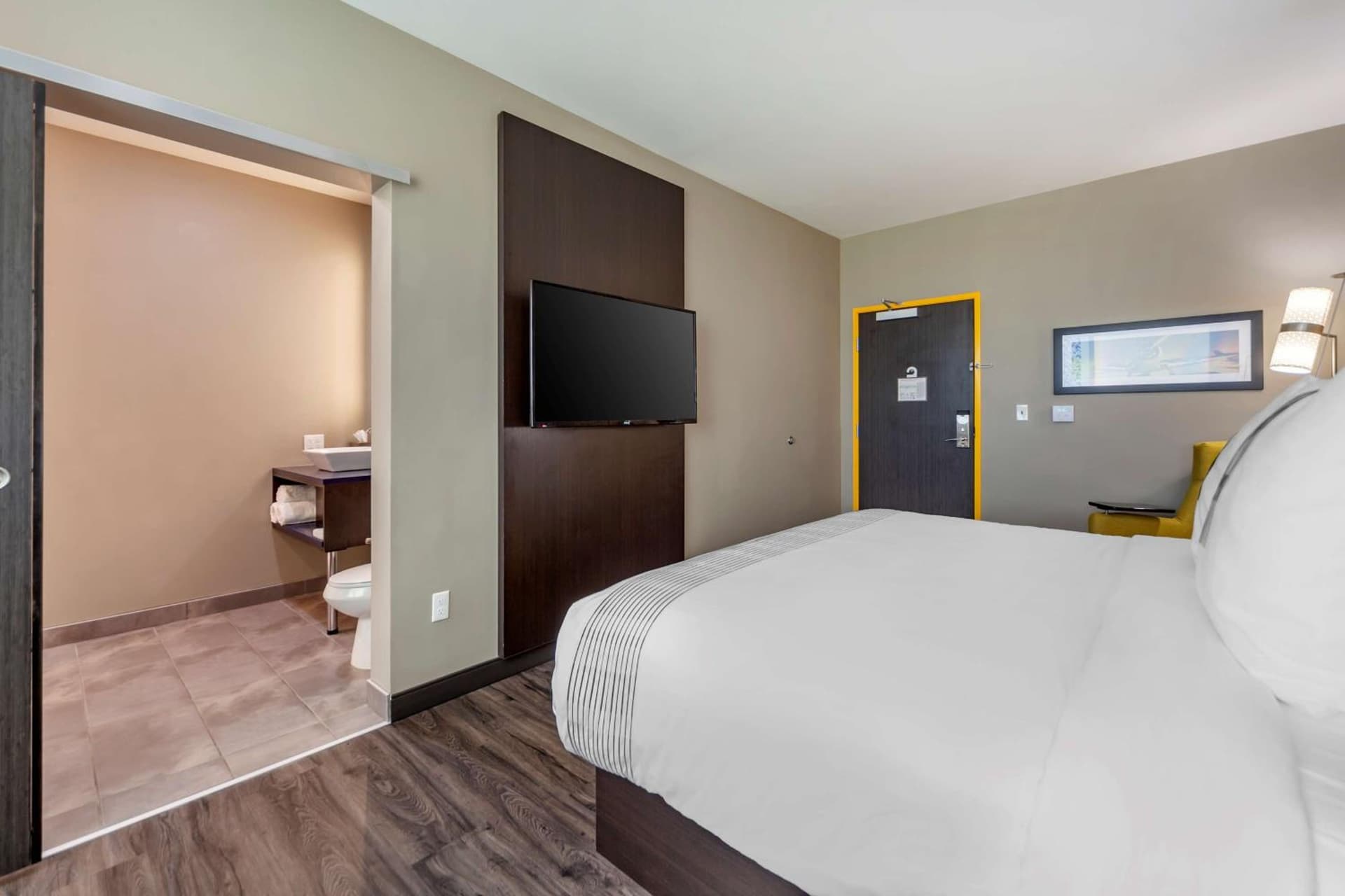 GLō Best Western Dawley Farms In Sioux Falls gallery photo in Sioux Falls, SD — image 13