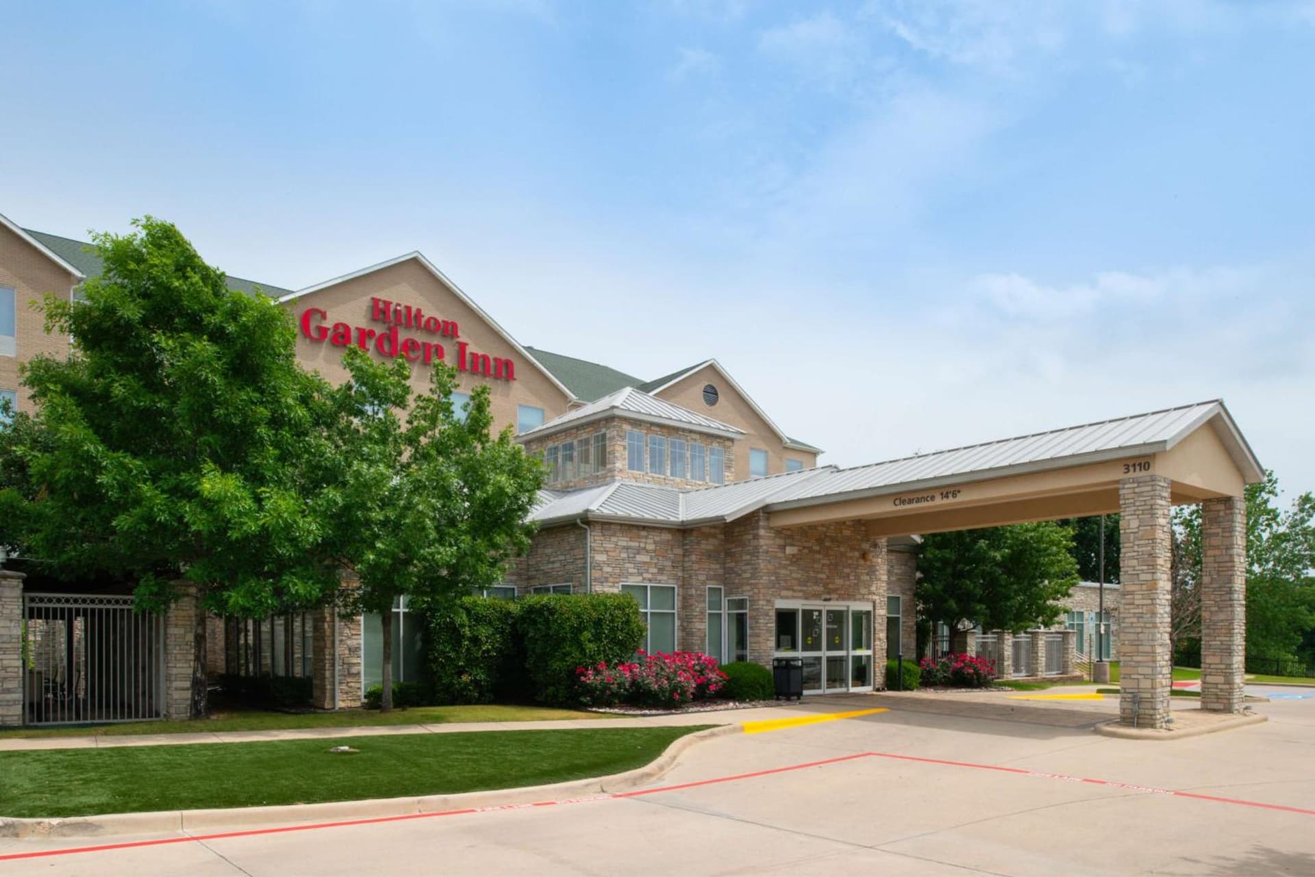 Hilton Garden Inn Denton — hotel in Denton, Texas