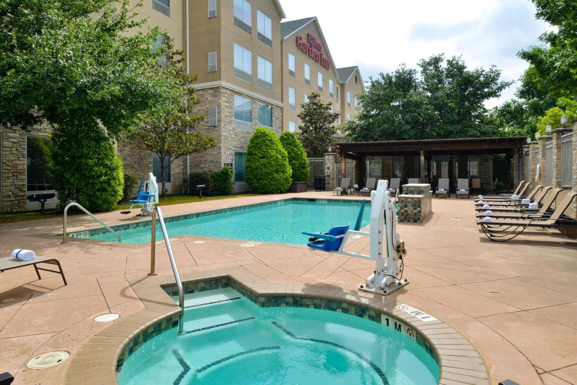 Hilton Garden Inn Denton gallery photo in Denton, TX — image 25