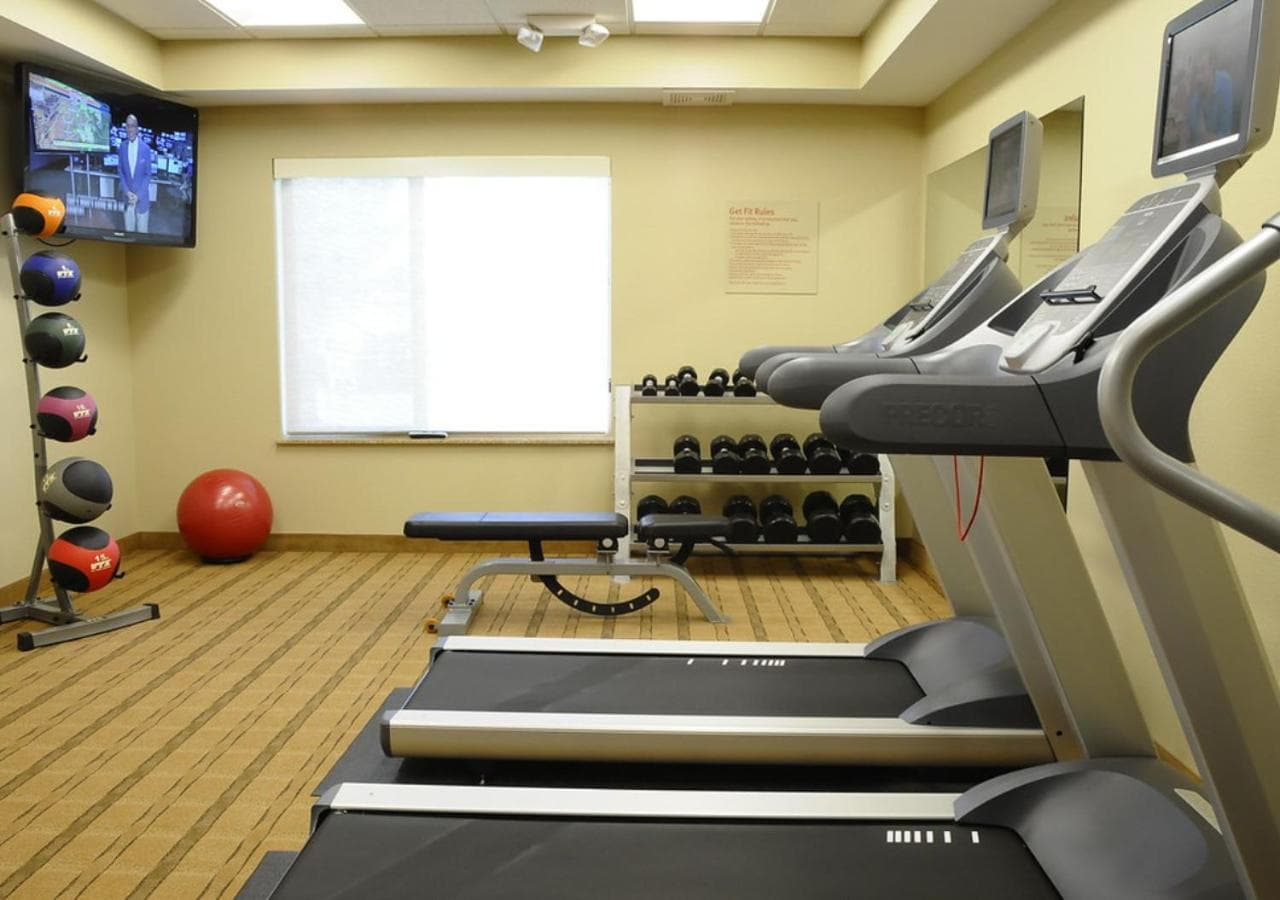TownePlace Suites Redding interior in Redding, CA — gallery photo 2