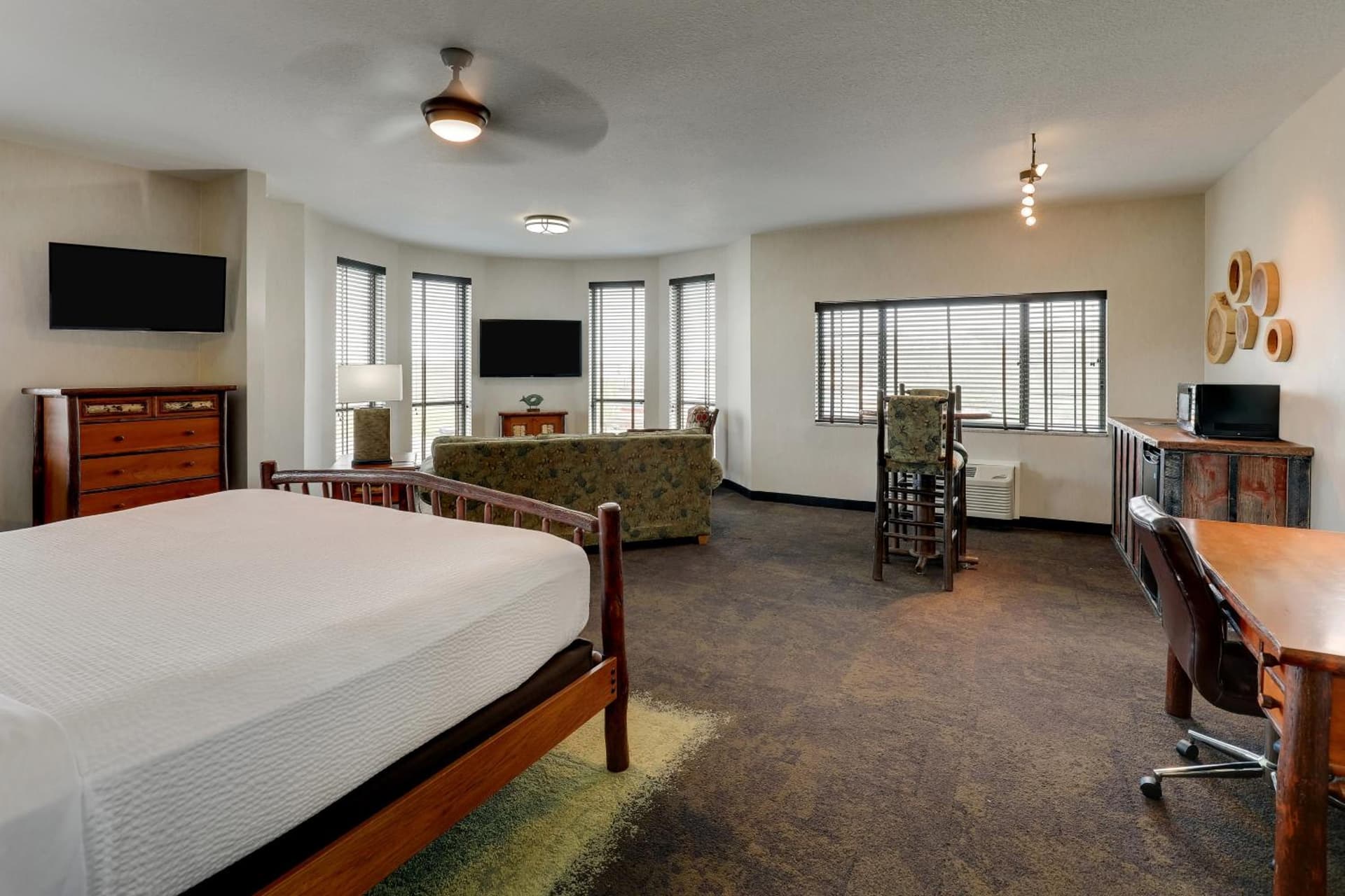 Stoney Creek Hotel Kansas City - Independence gallery photo in Independence, MO — image 13