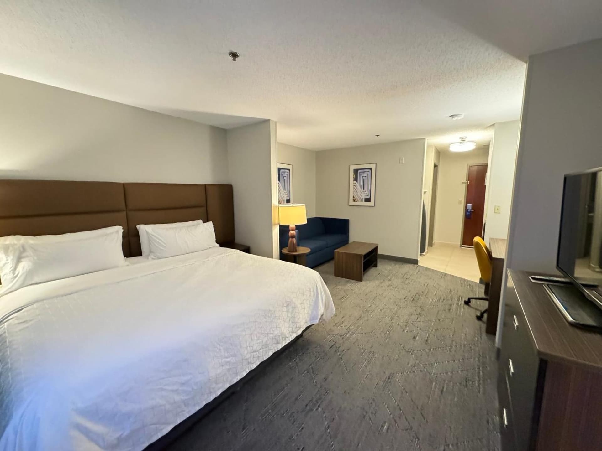 Holiday Inn Express Hotel & Suites St. Paul - Woodbury by IHG gallery photo in Woodbury, MN — image 17