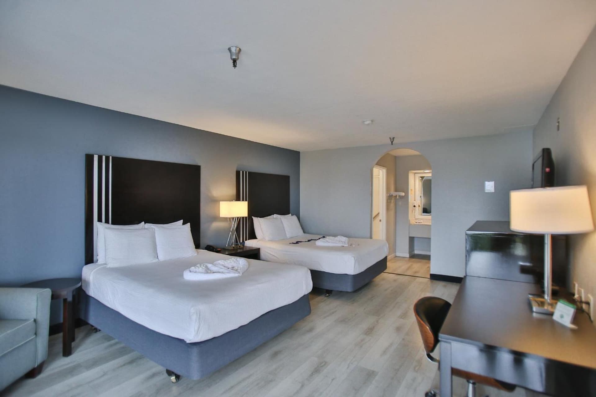 Best Western Surf City gallery photo in Huntington Beach, CA — image 29