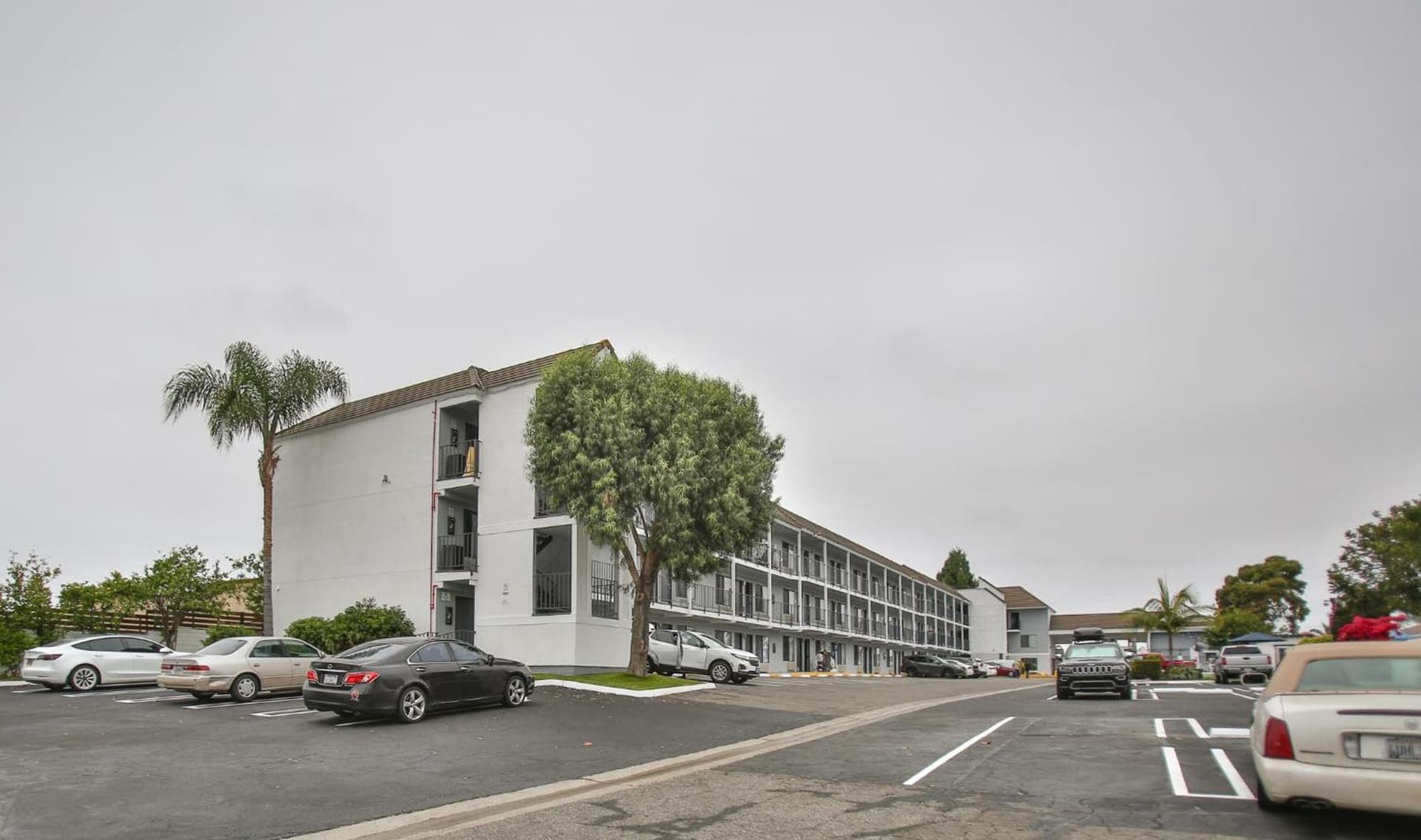 Best Western Surf City gallery photo in Huntington Beach, CA — image 23