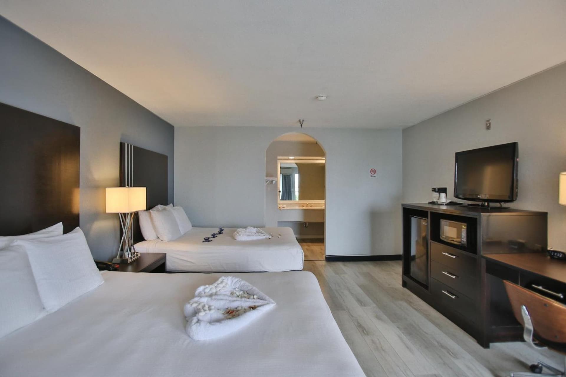 Best Western Surf City gallery photo in Huntington Beach, CA — image 38
