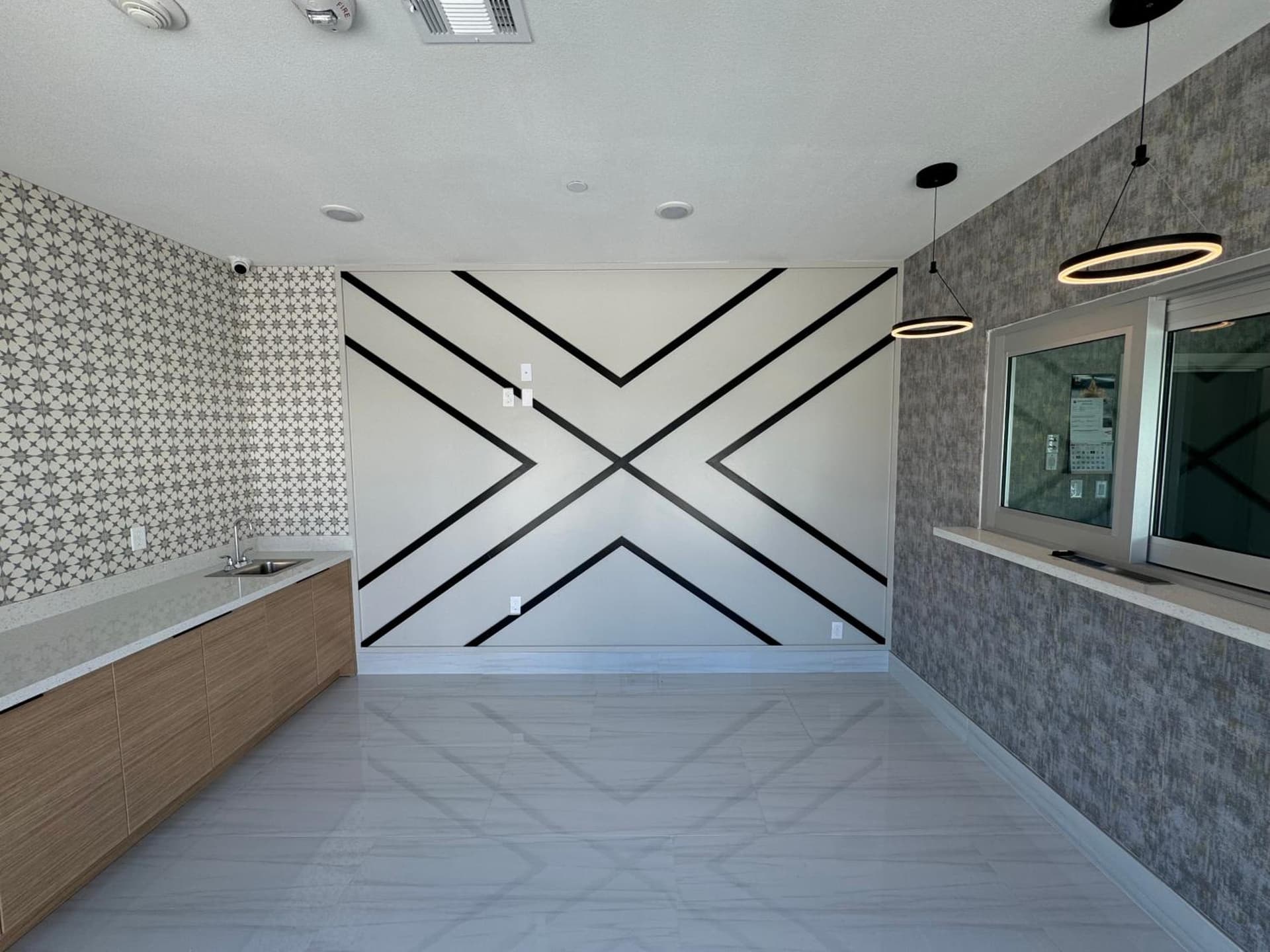 Crystal Inn Gessner- Near Sam Houston Racepark property views in Houston, TX — gallery photo 3