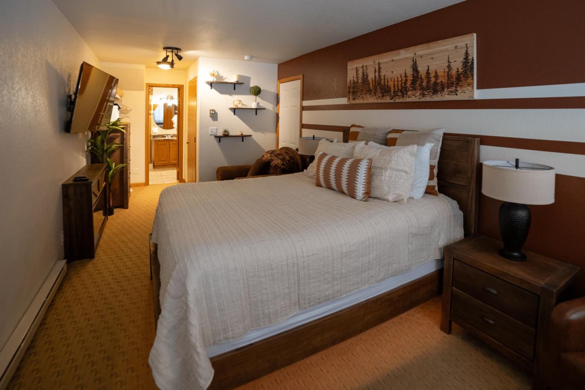 Alpenglow Three Bedroom Two Bath – A15 property views in Ouray, CO — gallery photo 3