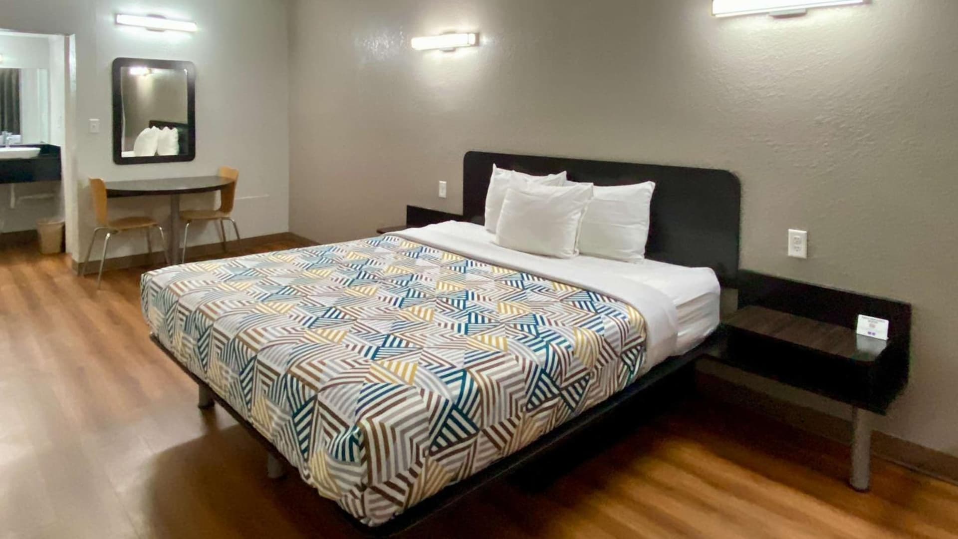 Motel 6-Huntington, WV gallery photo in Huntington, WV — image 12
