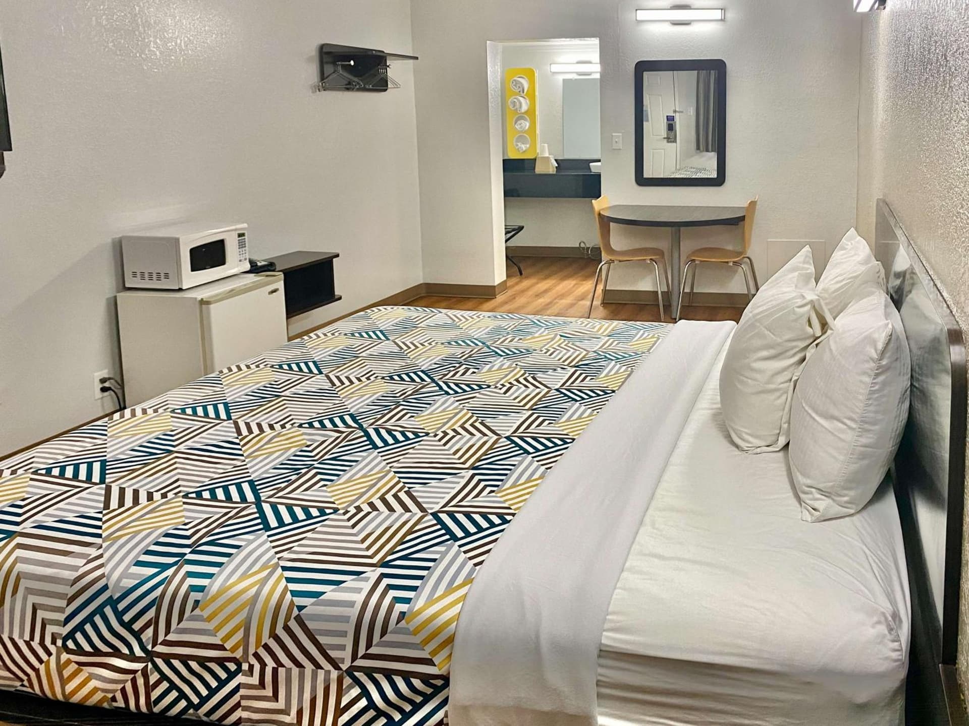 Motel 6-Huntington, WV gallery photo in Huntington, WV — image 16