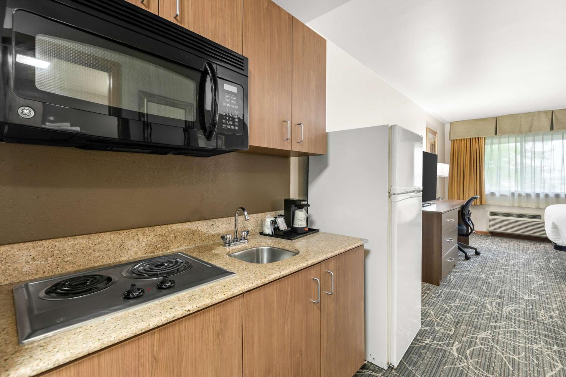 Best Western West Towne Suites gallery photo in Madison, WI — image 9