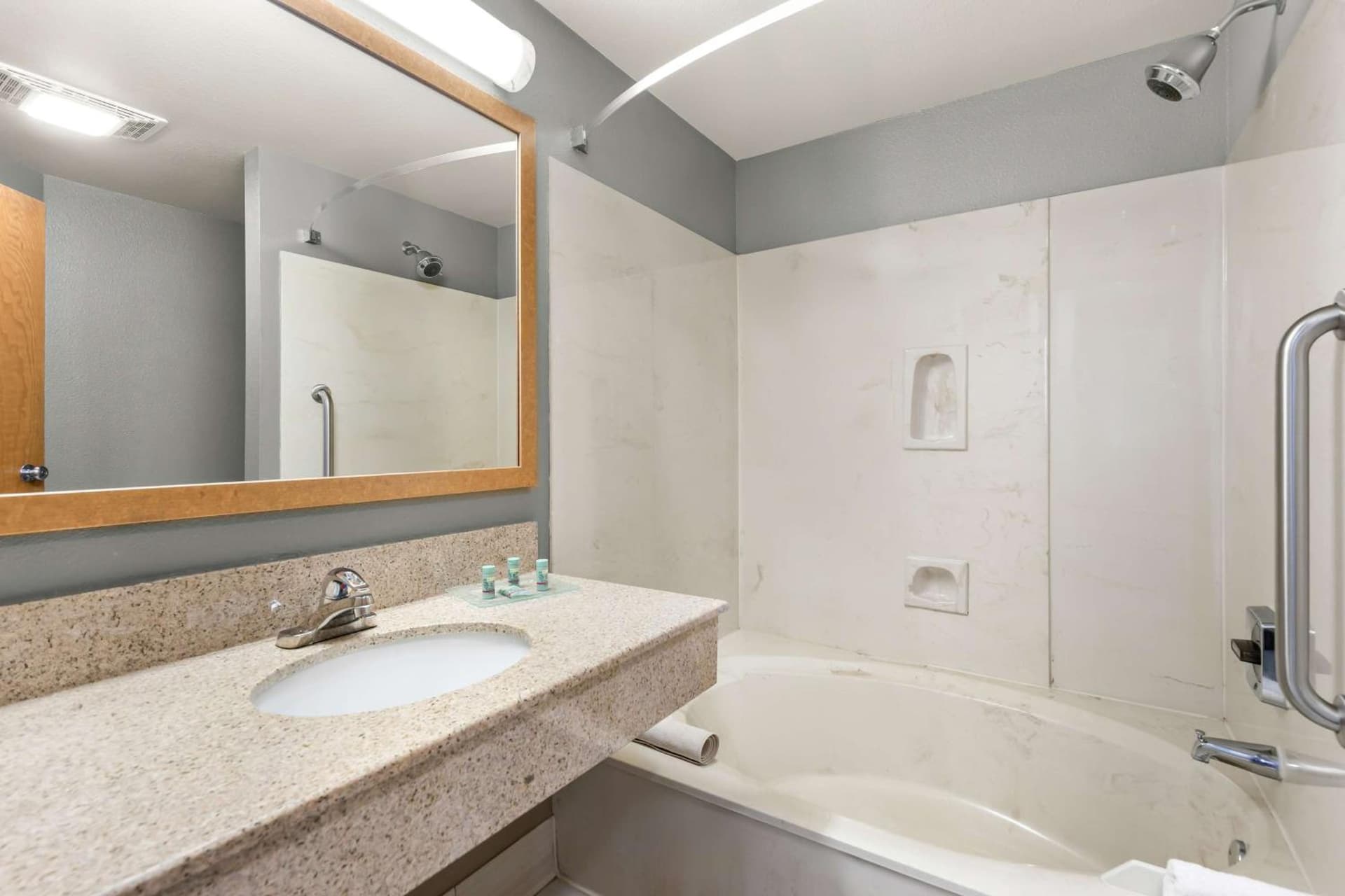 Best Western West Towne Suites gallery photo in Madison, WI — image 13
