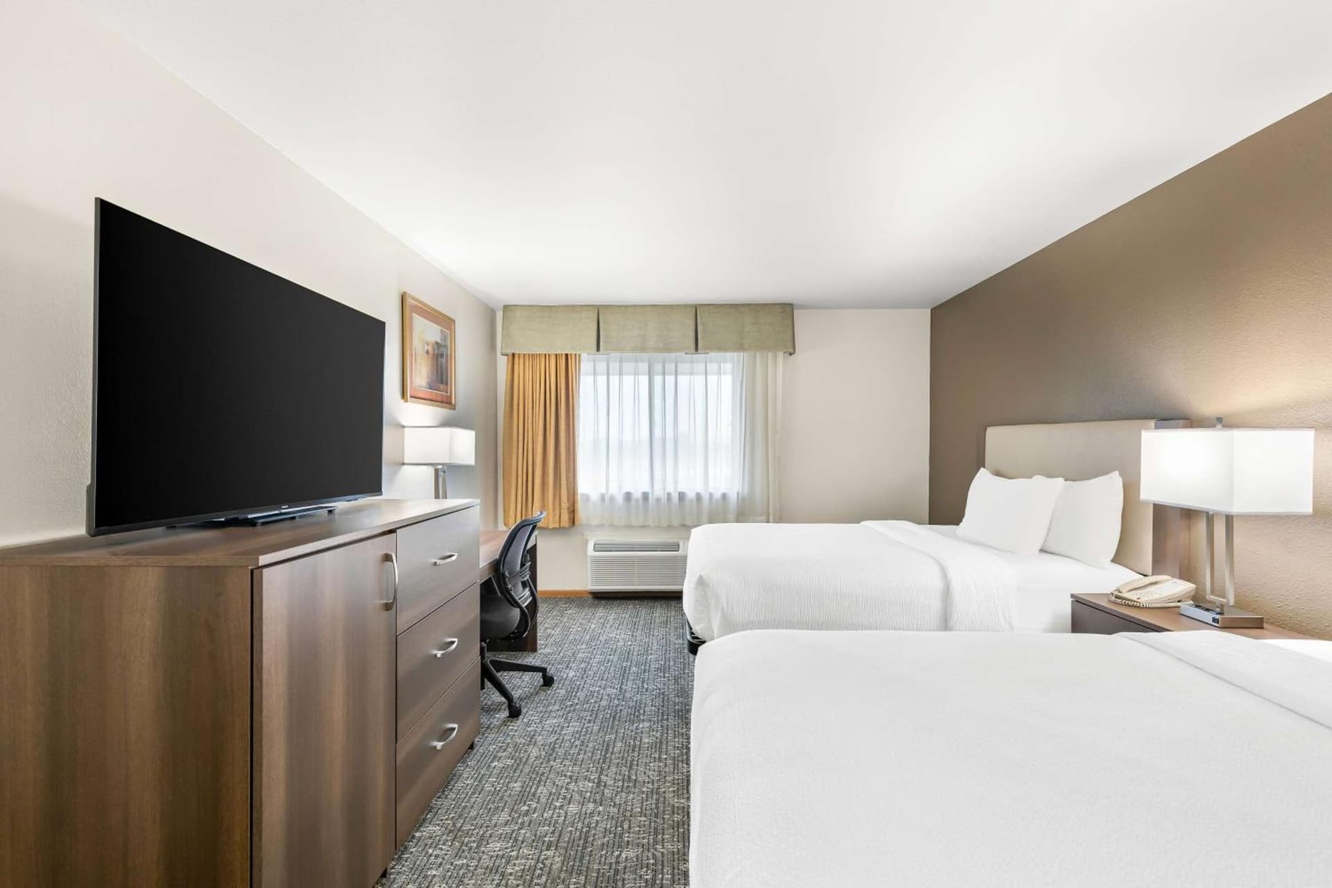 Best Western West Towne Suites gallery photo in Madison, WI — image 6