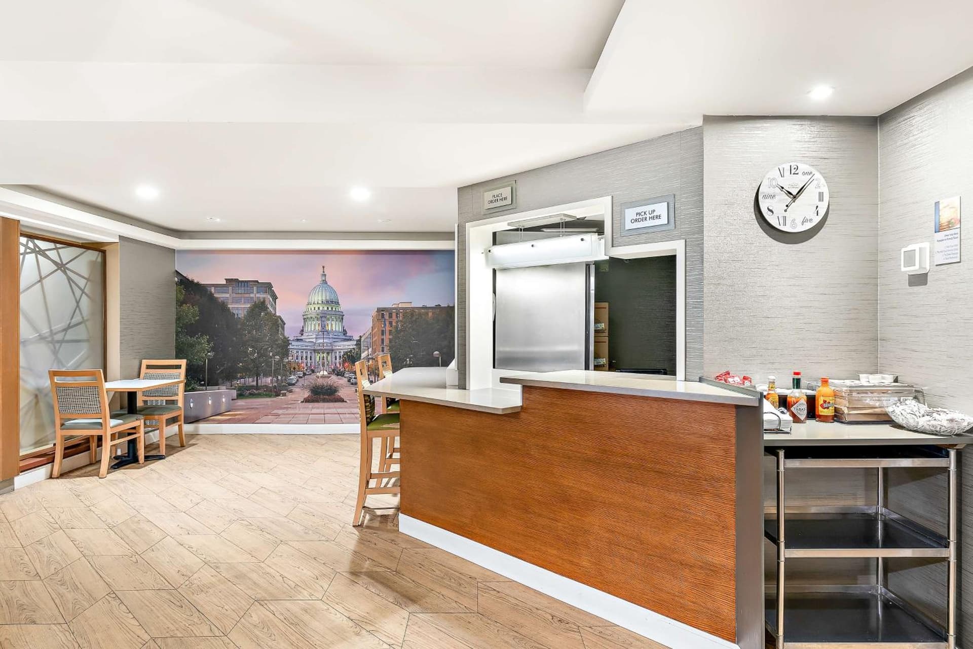 Best Western West Towne Suites gallery photo in Madison, WI — image 44