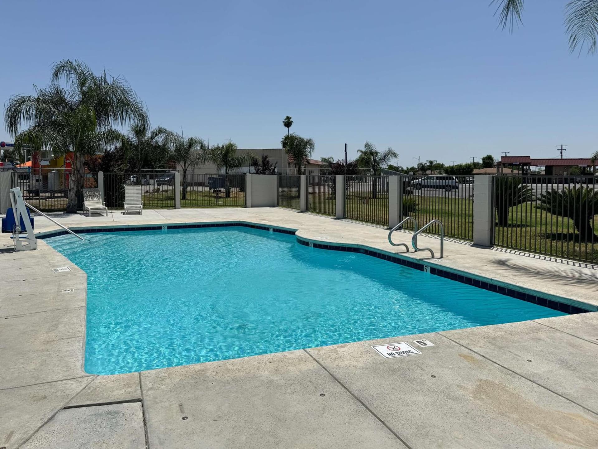Motel 6-Delano, CA property views in Delano, CA — gallery photo 3