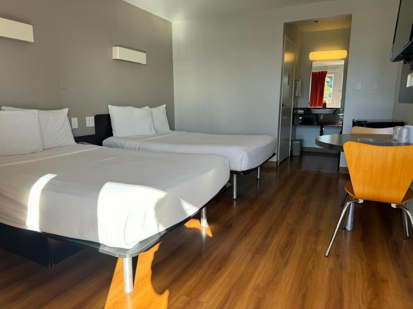 Motel 6-Ventura, CA - South gallery photo in Ventura, CA — image 19